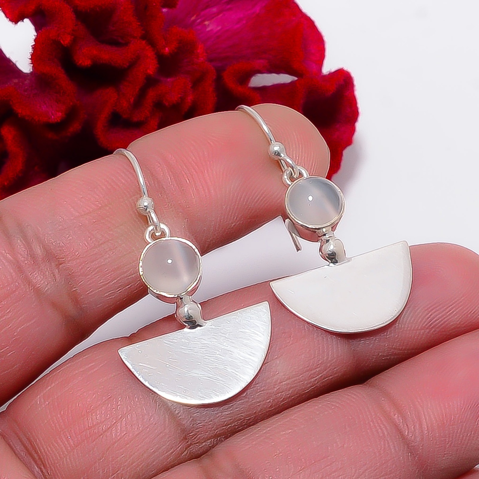 Moonstone – Sri Lanka 925 Sterling Silver Earring 1.56″ E95945