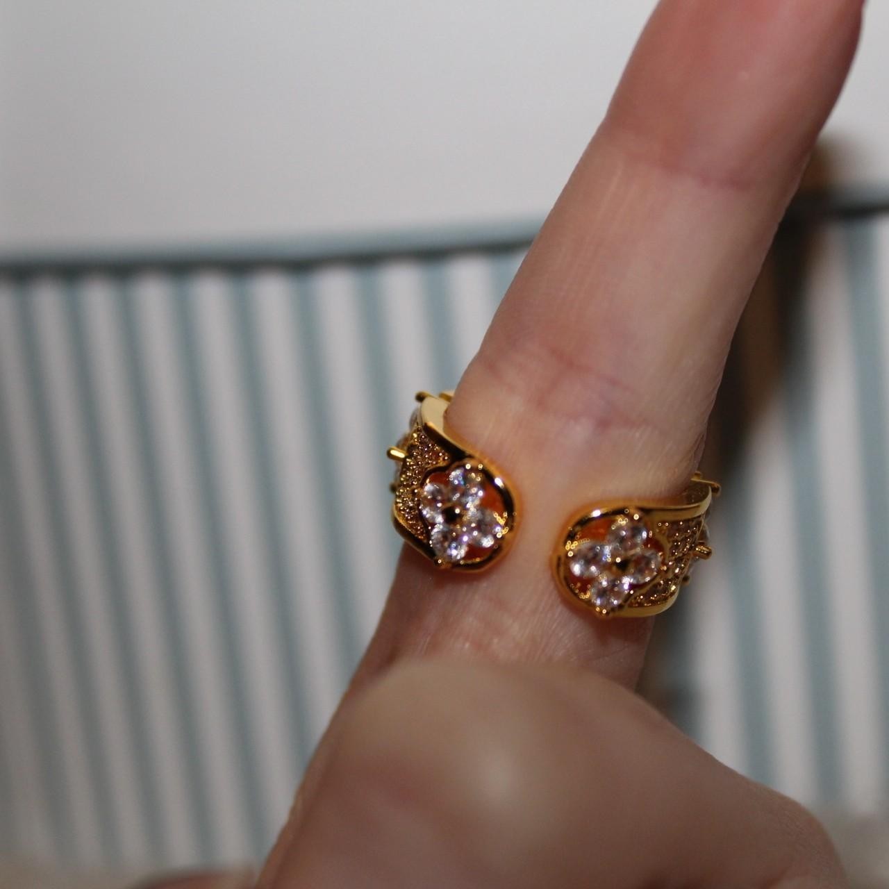 Goddess Glow Ring – Golden Aura