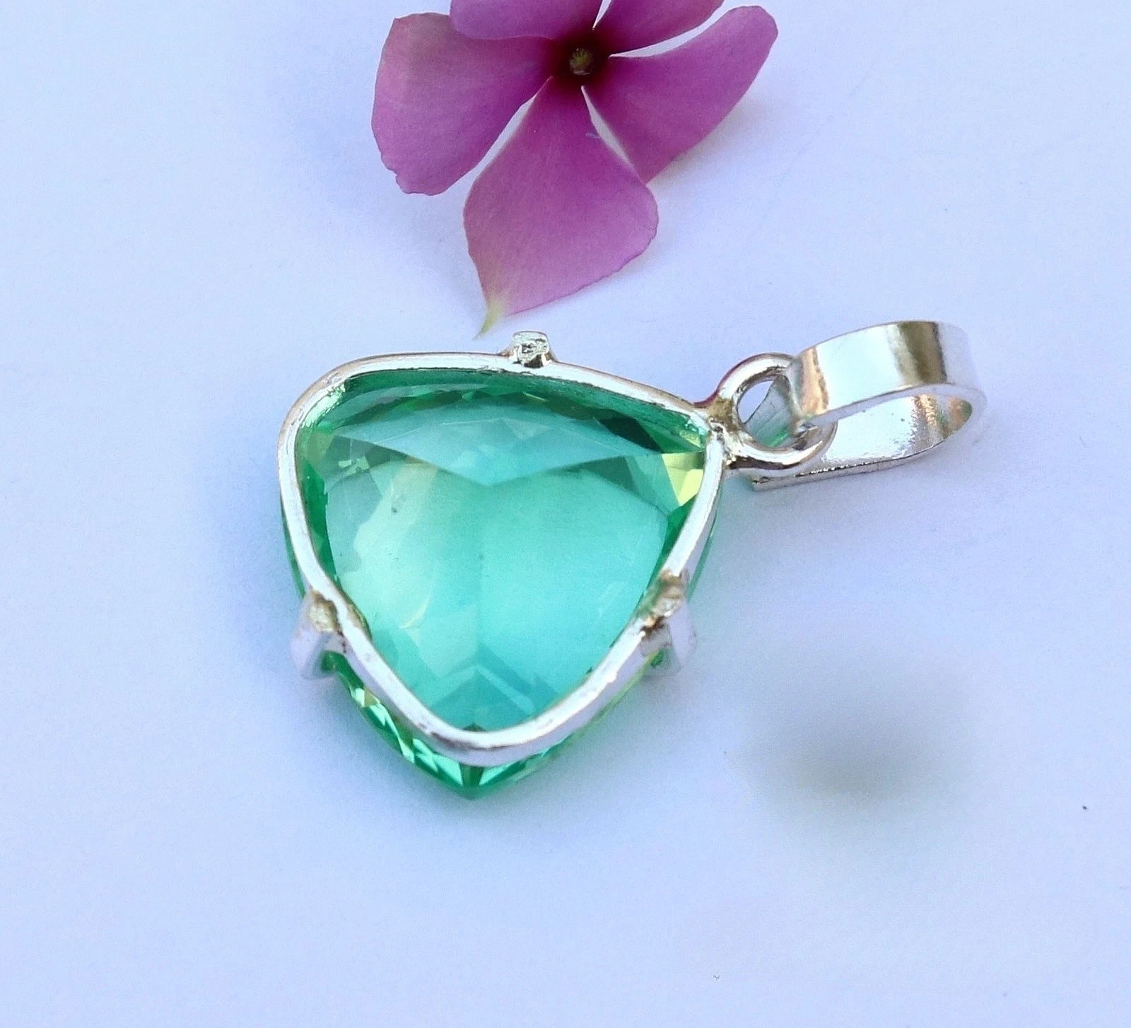 26.30 Ct Natural Green Sapphire Pendant 925 Sterling Silver Certified Gemstone