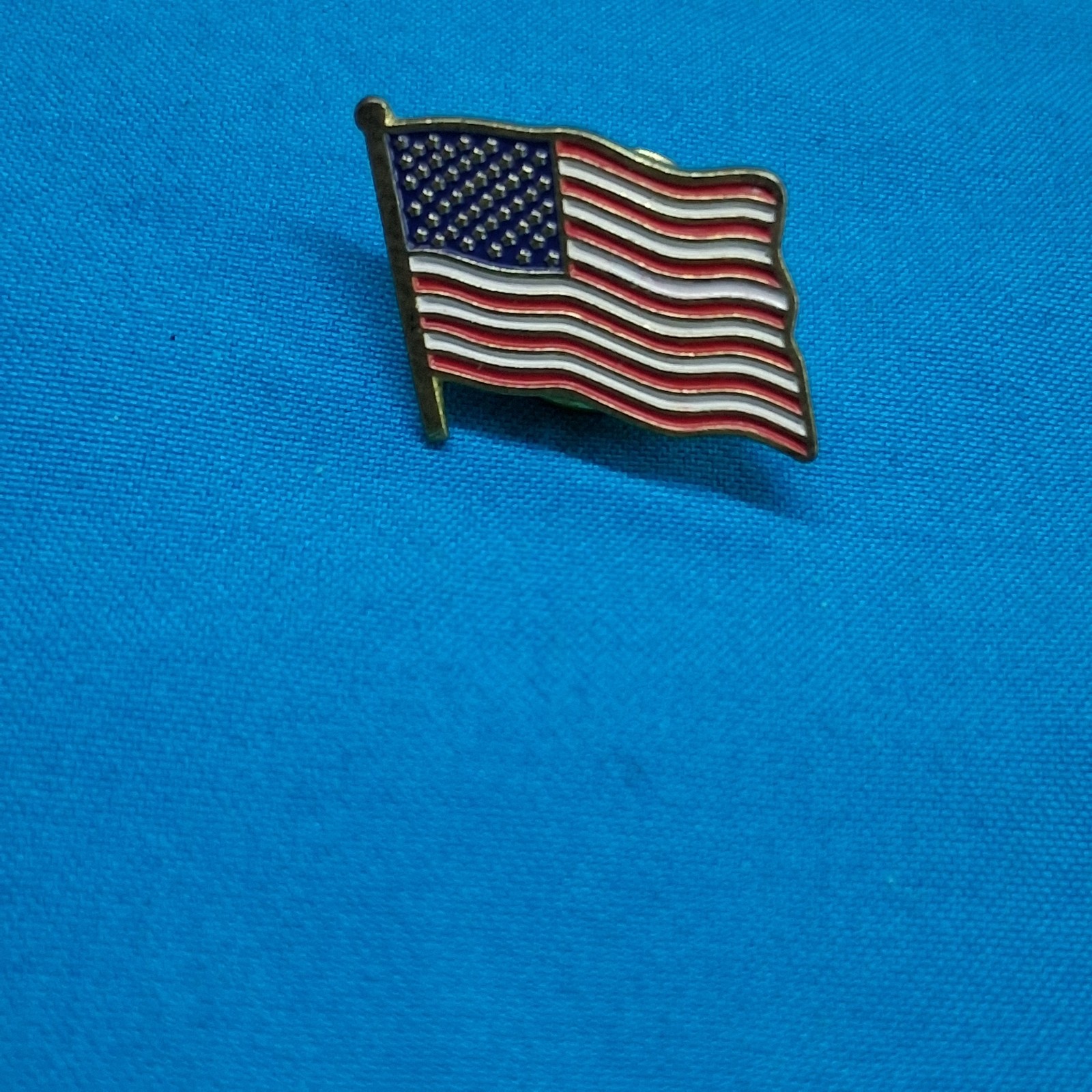 Gold Tone Red White Blue Enamel Waving Flag Shaped Pin