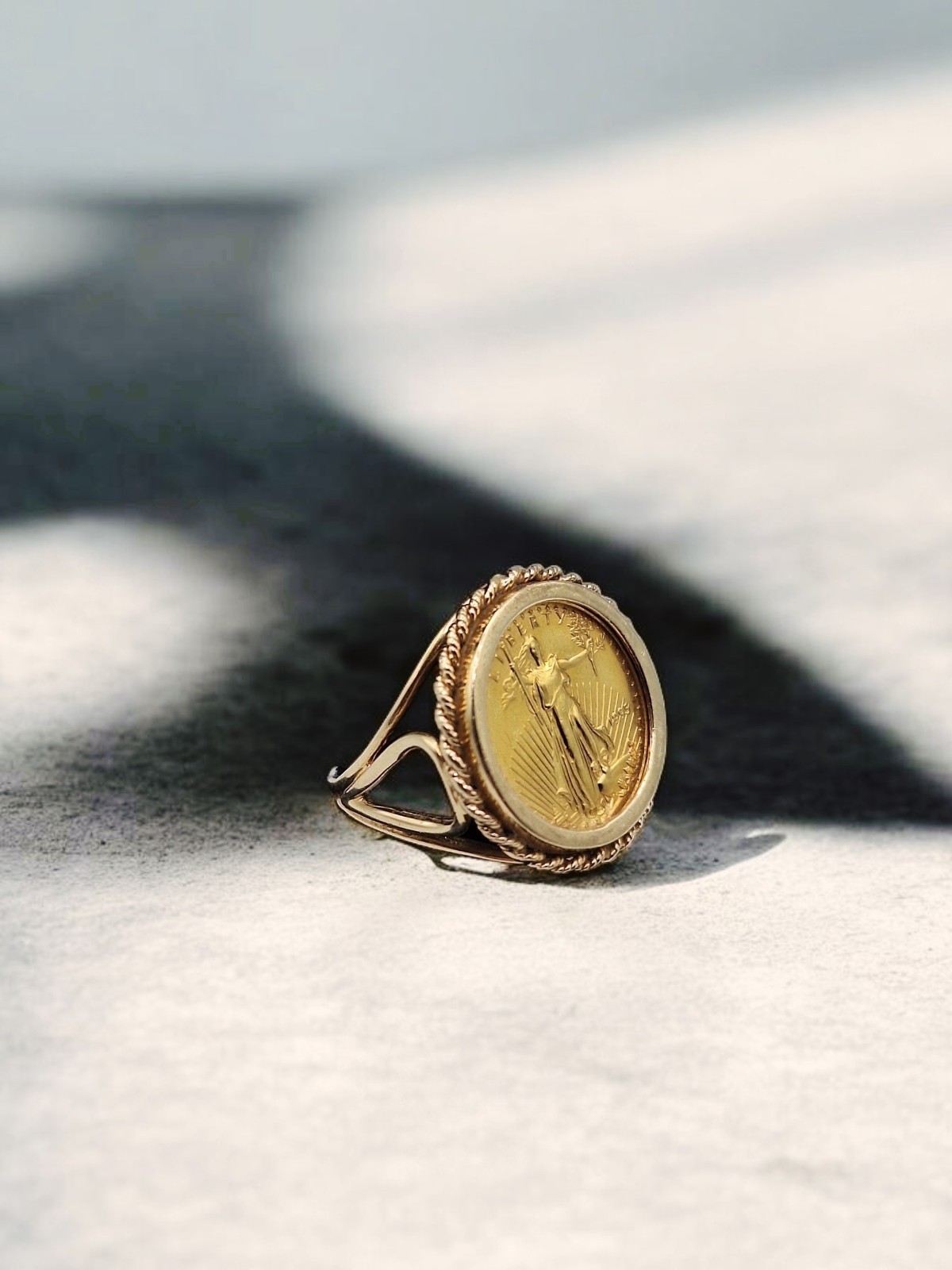 Lady Liberty 1995 (Rare) $5 10KP Gold Coin Ring Size 6.5