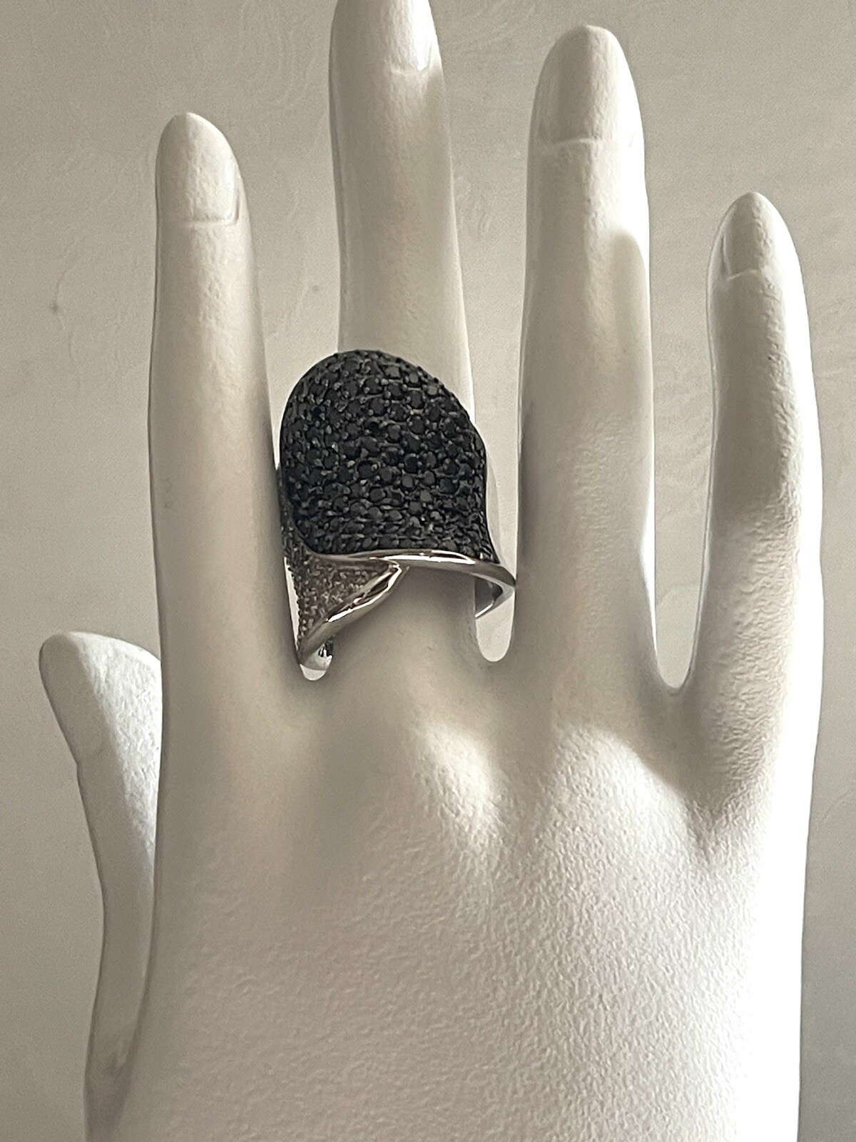 Bold Silver Tone Ring Band with Black And White Pave Stones Statement Size 7