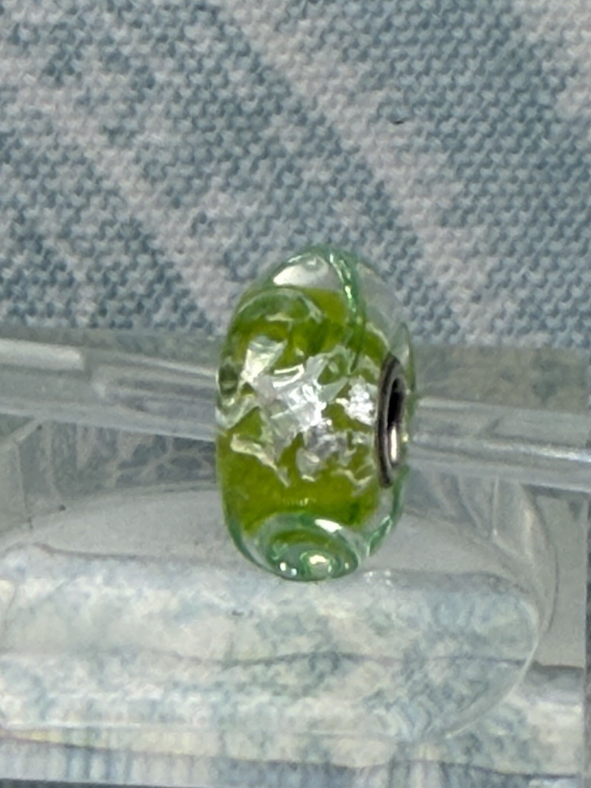 Authentic Trollbeads OOAK Lime Scroll on Silver Foil CC, New & Rare (16.0)