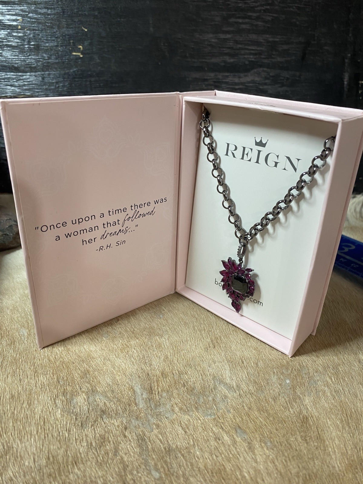 Beautiful Necklace Hematite-plated chain and red cubic zirconia stone Retail 138