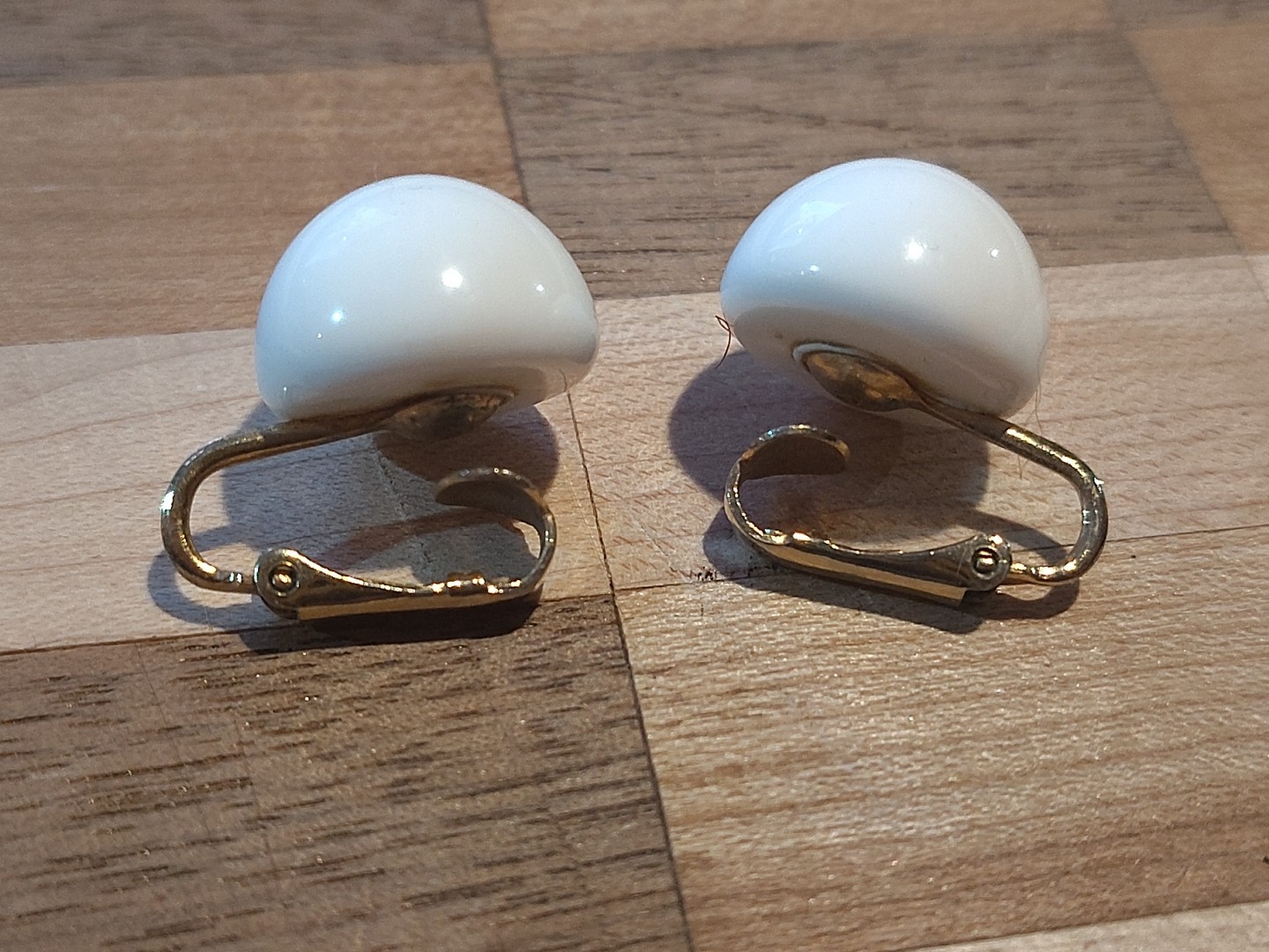 Vintage Clip-on Earrings Lot Of 4 As Shown