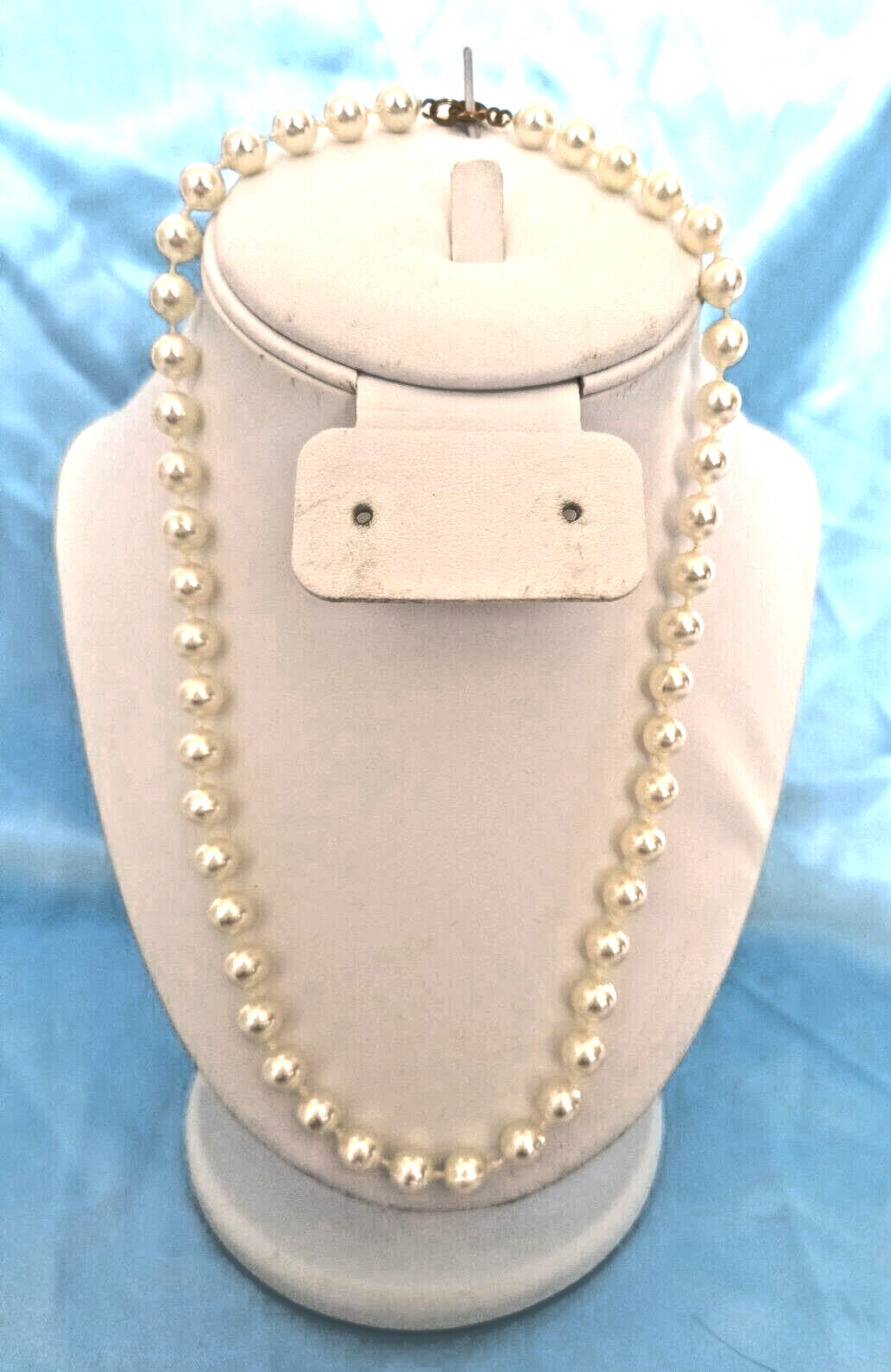 Women’s Beaded Necklace Imitation Creamy Color Pearls 18″ Spring Ring Closure