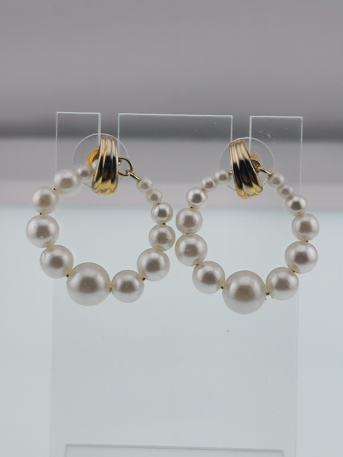 Gold Tone Faux Pearl Round Beaded Hoop Post Back Earrings