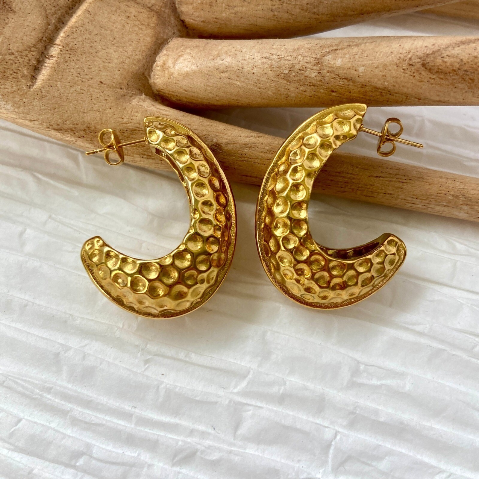 18K Gold Plated Stainless Steel Textured Dot C Shaped Earrings NEW