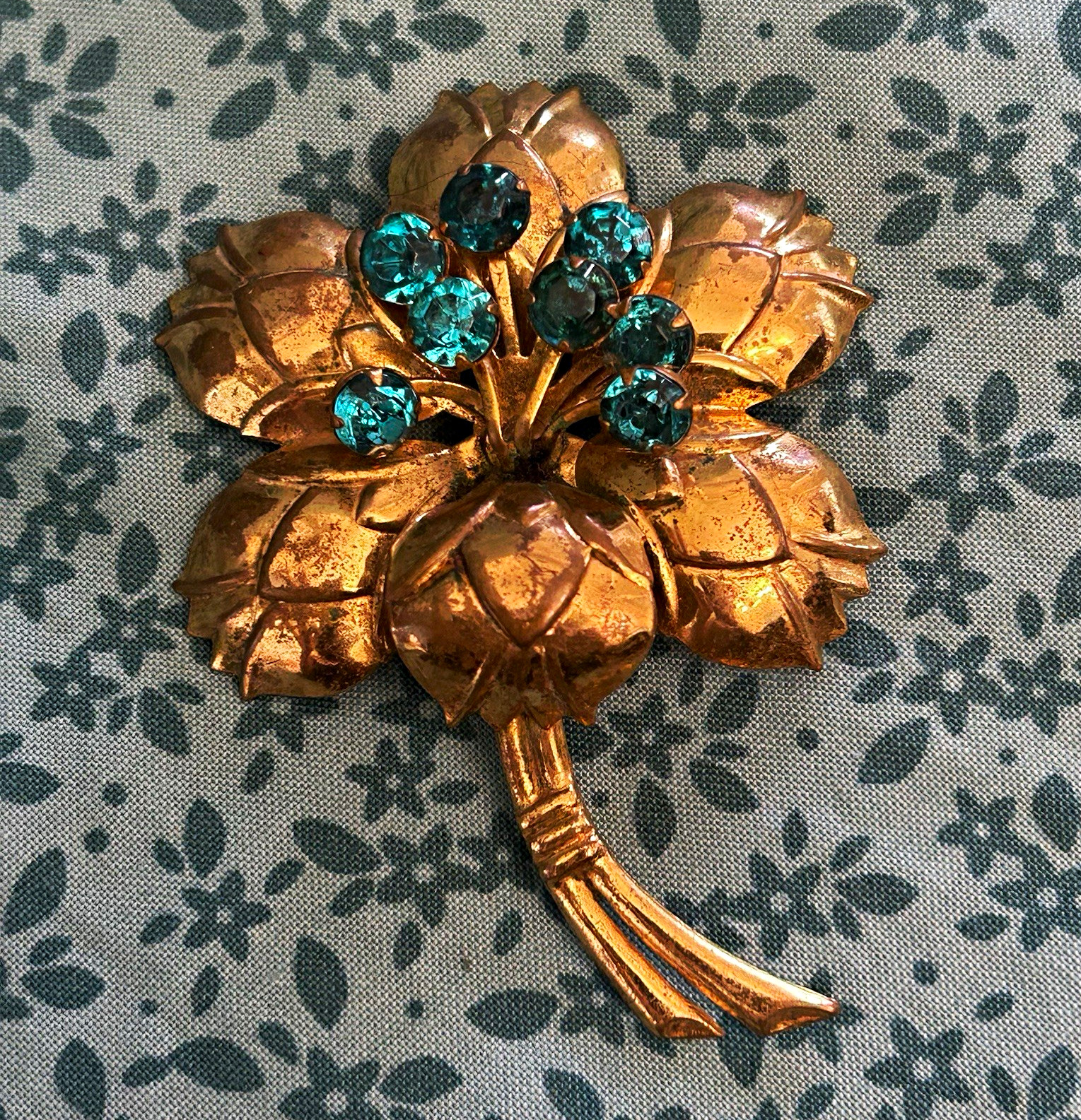 Gold Tone Leaf Brooch Pin with Blue Round Rhinestone Cluster, Nature Theme