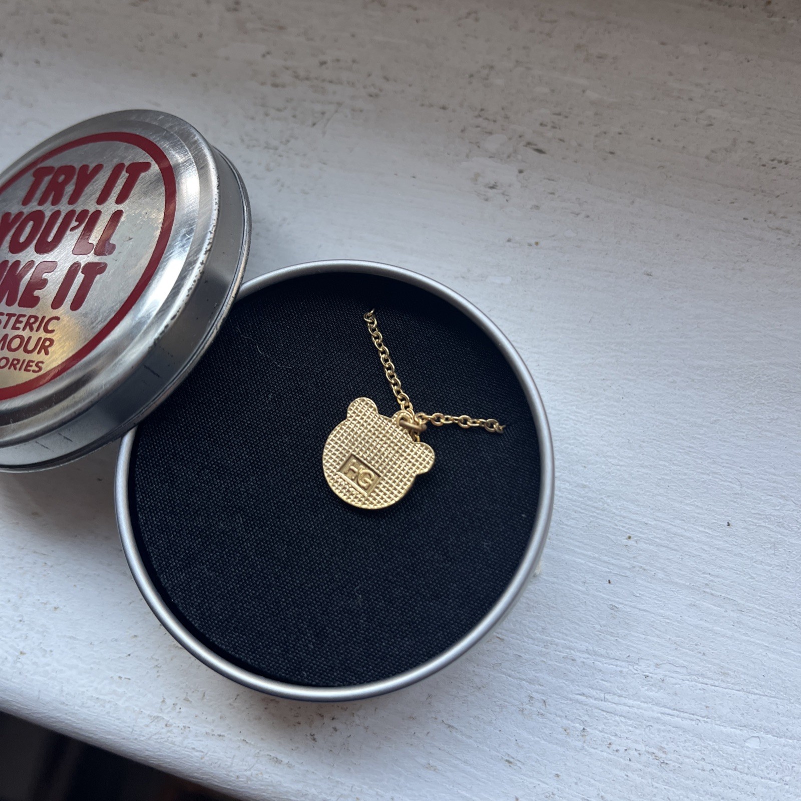 Vintage HYSTERIC GLAMOUR JAPAN silver chain charm bracelet bear