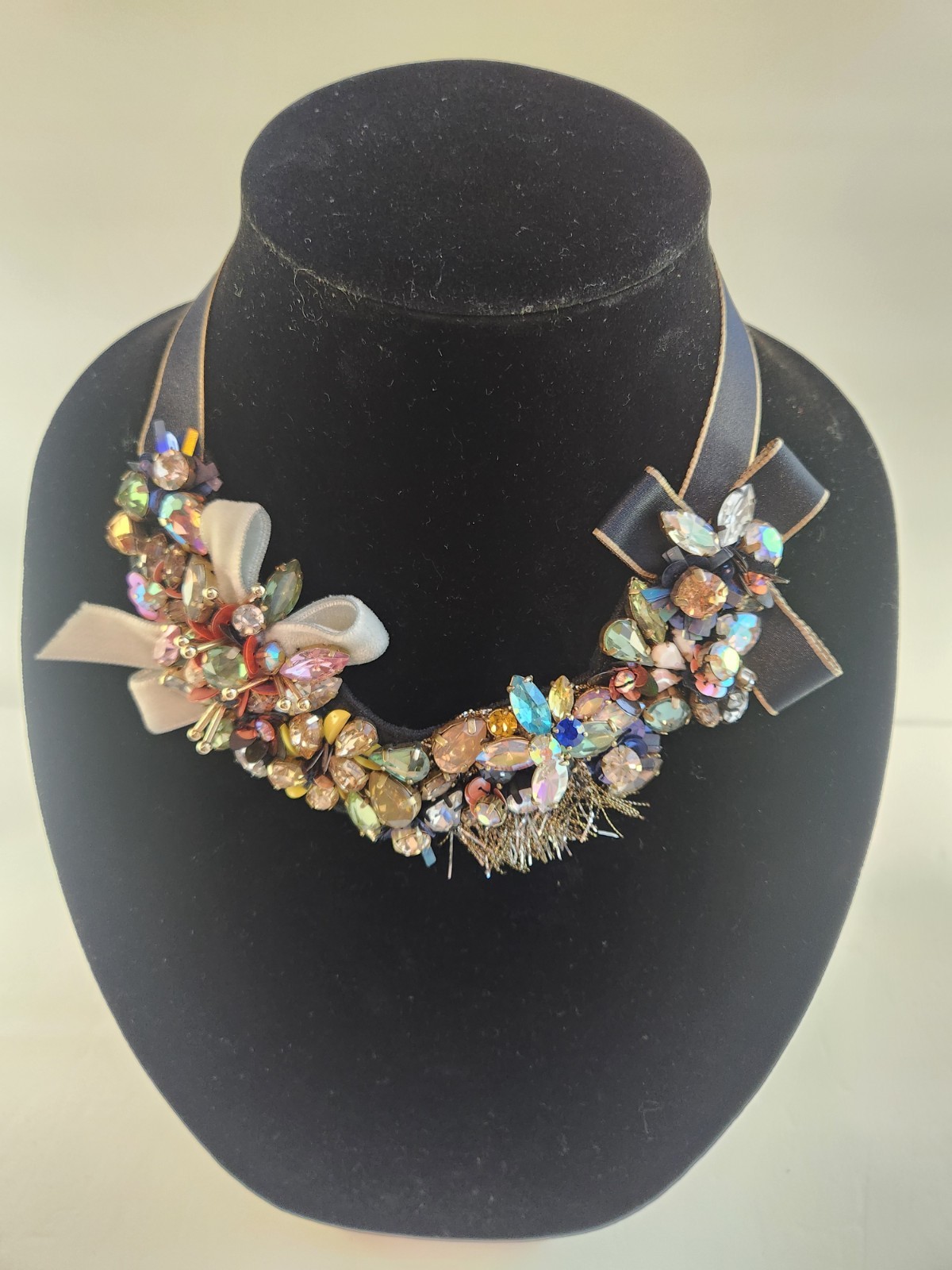J.CREW RARE Funfetti Multicolor Crystal Cluster Statement Ribbon Necklace Y2K