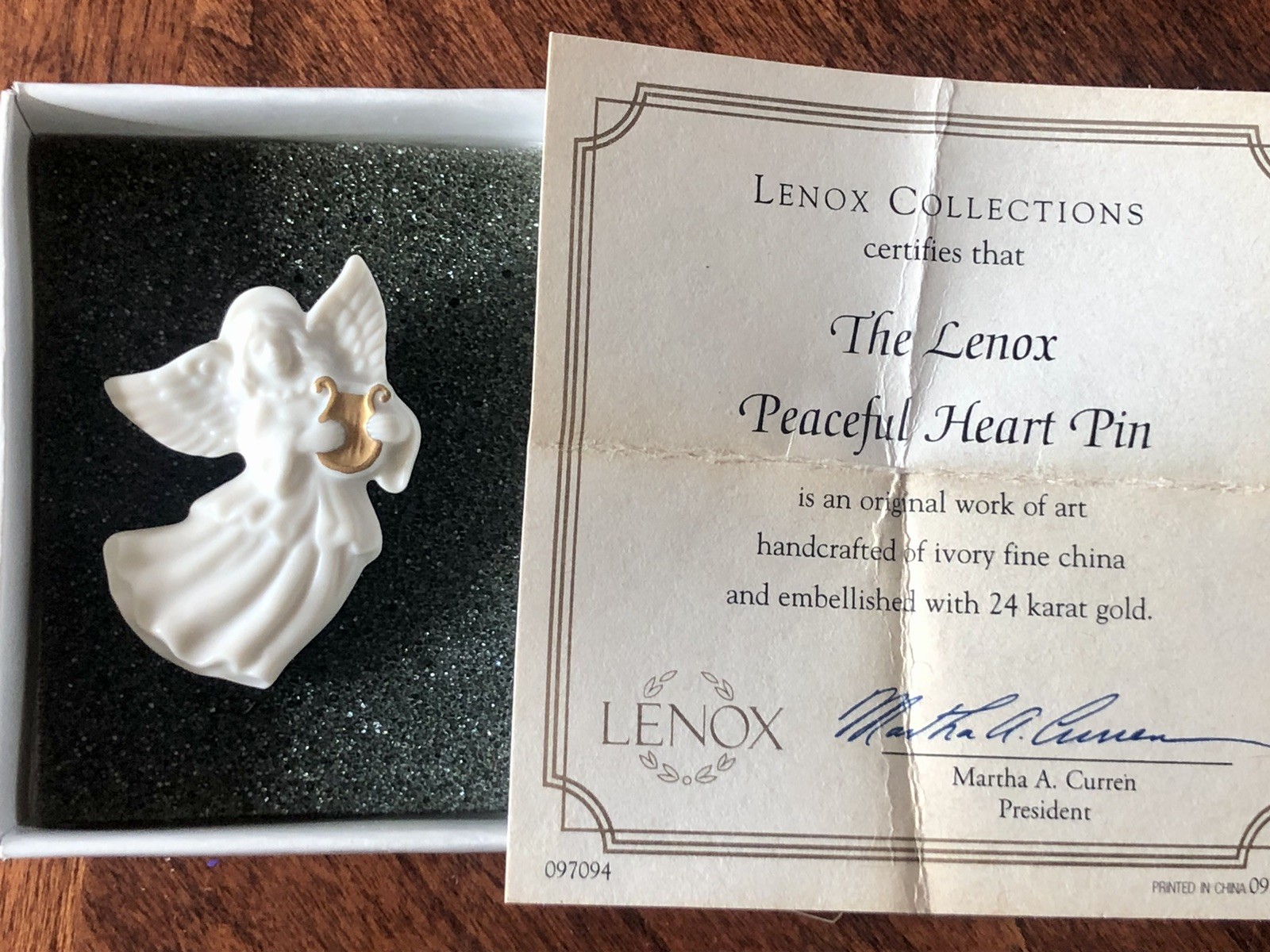 Vintage Lenox Angel Playing Lyre Harp Christmas Pin Brooch 1.7/8”