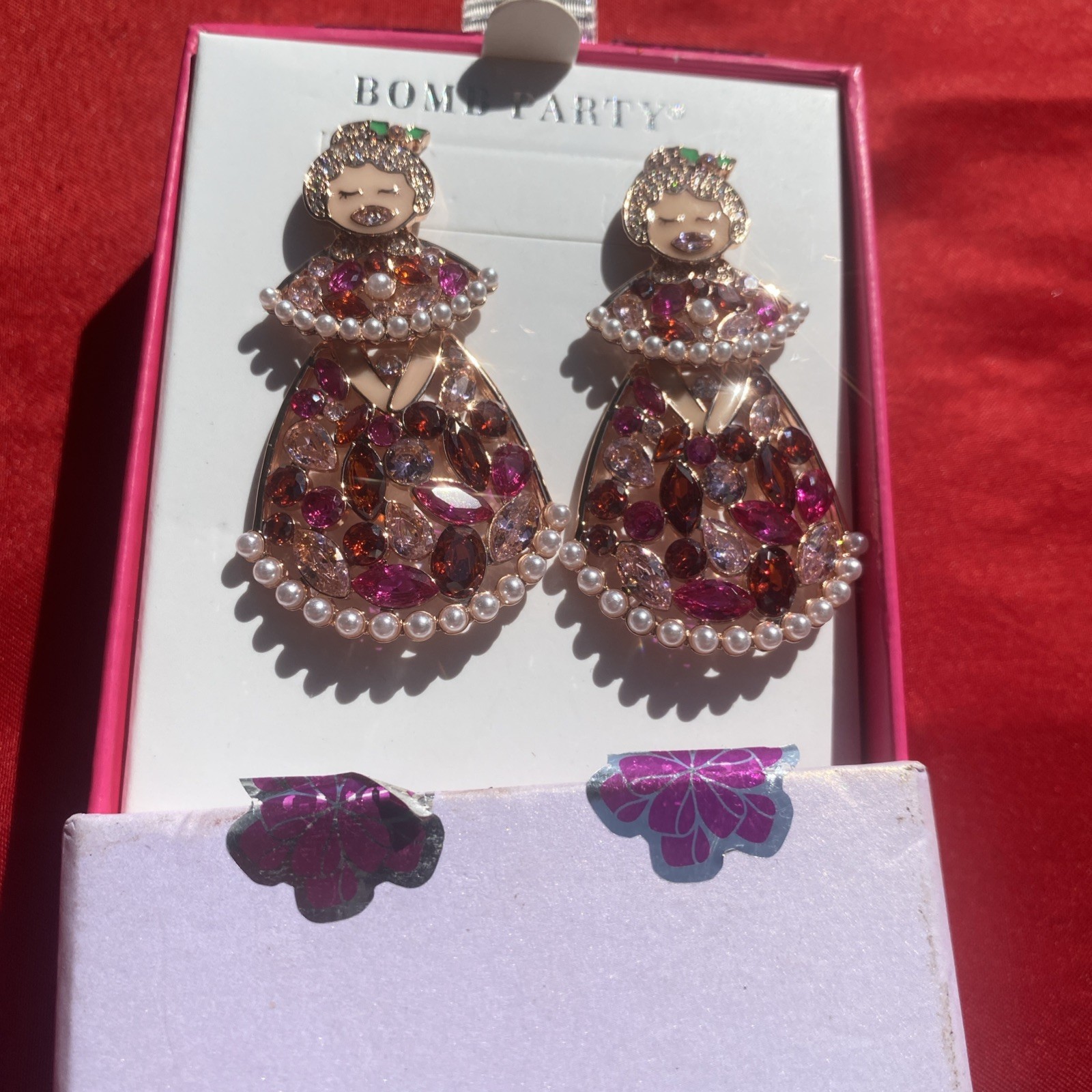 Bomb Party Statement earrings, Holiday Edition 2022 – Mrs. Claus’ Glam