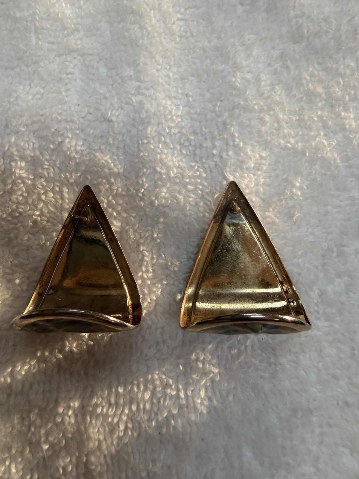 Vintage 1980s Marbled Lucite Triangle Earrings Gold Tone Geometric State