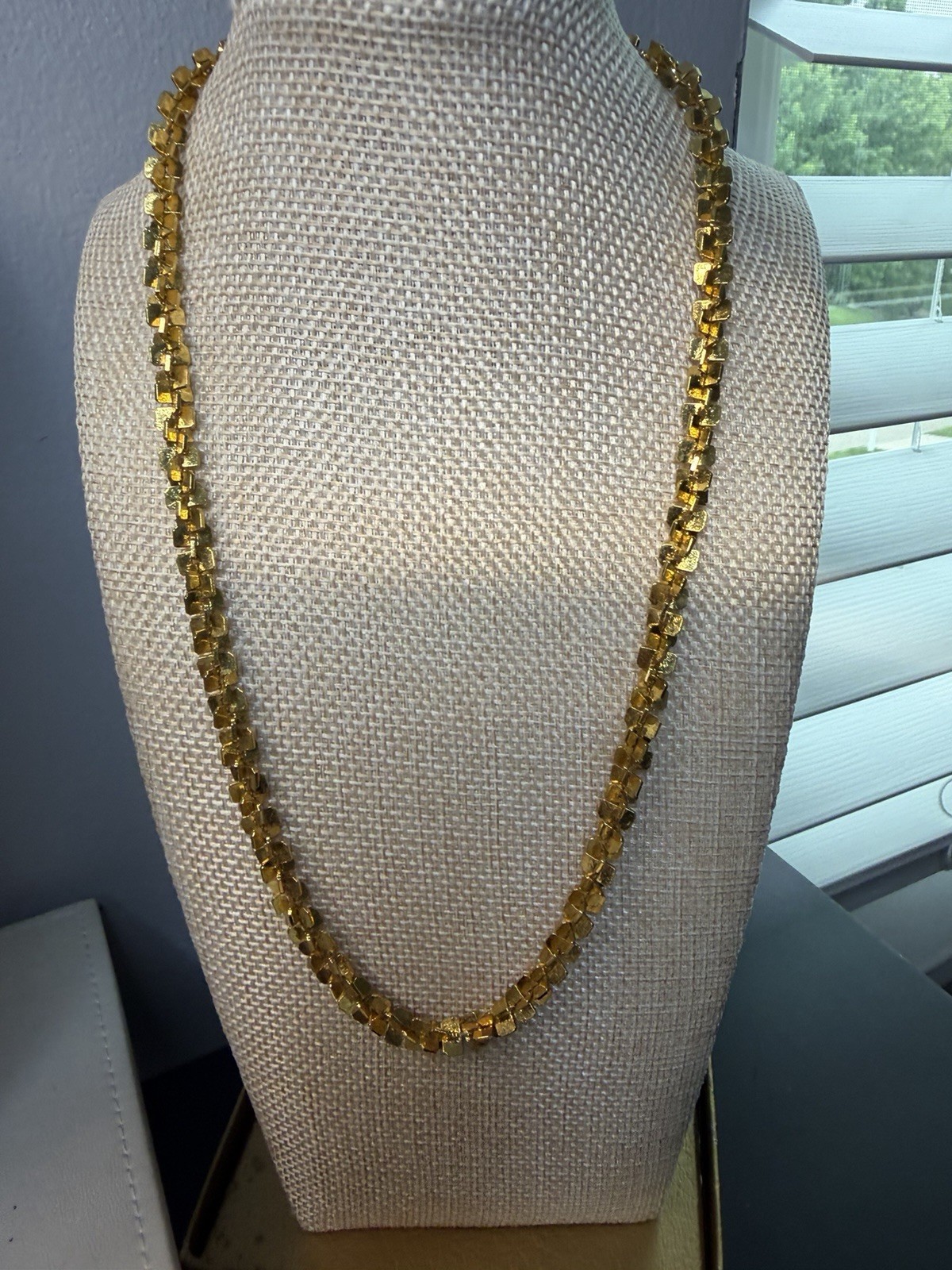 Gold Tone Curb Link Chain Necklace 28 in Lobster Clasp Metal No Stone