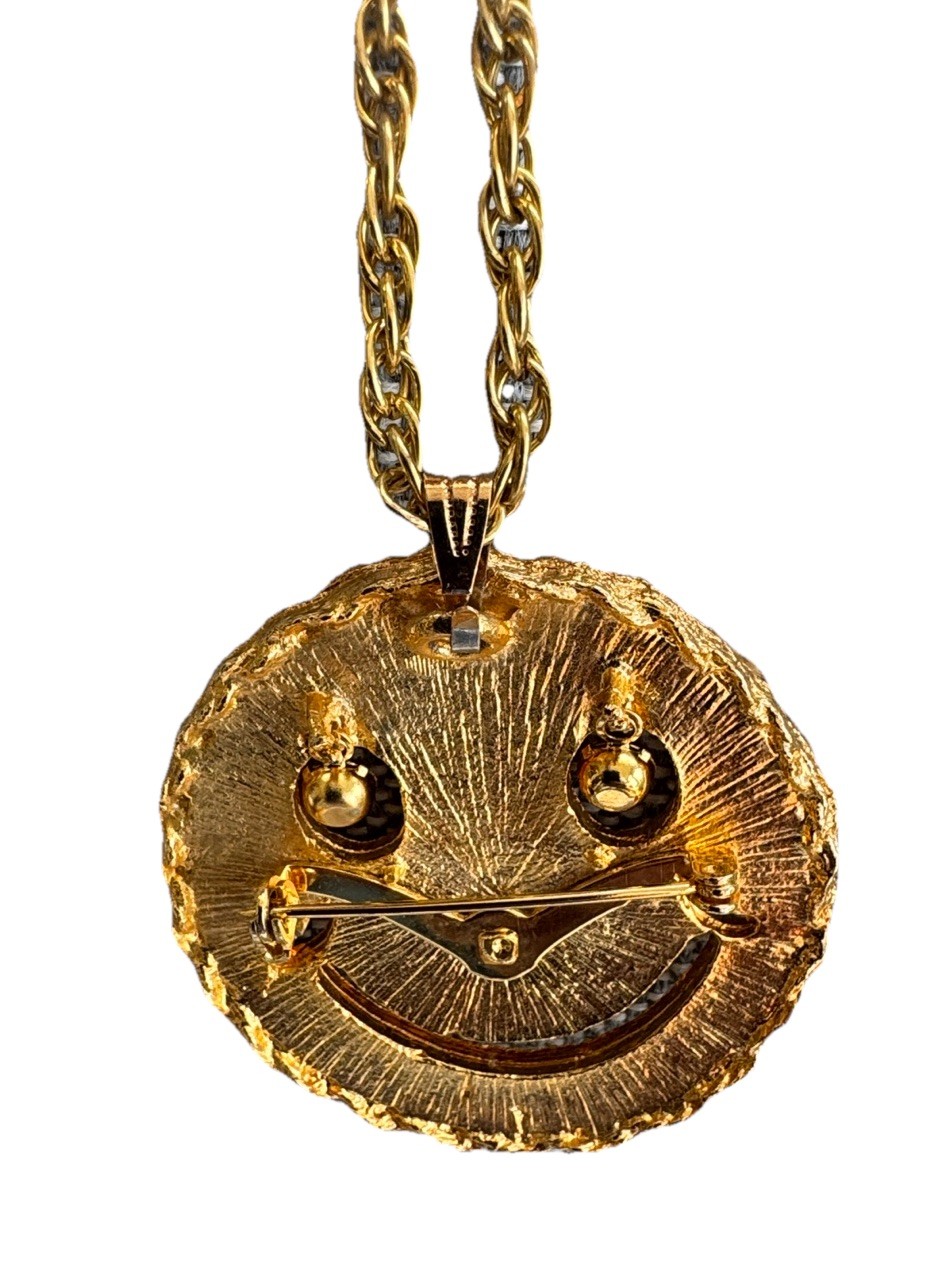 70’s Gold Tone Smiley Face Round Charm Pendant Necklace Rope Chain Crystal Eyes