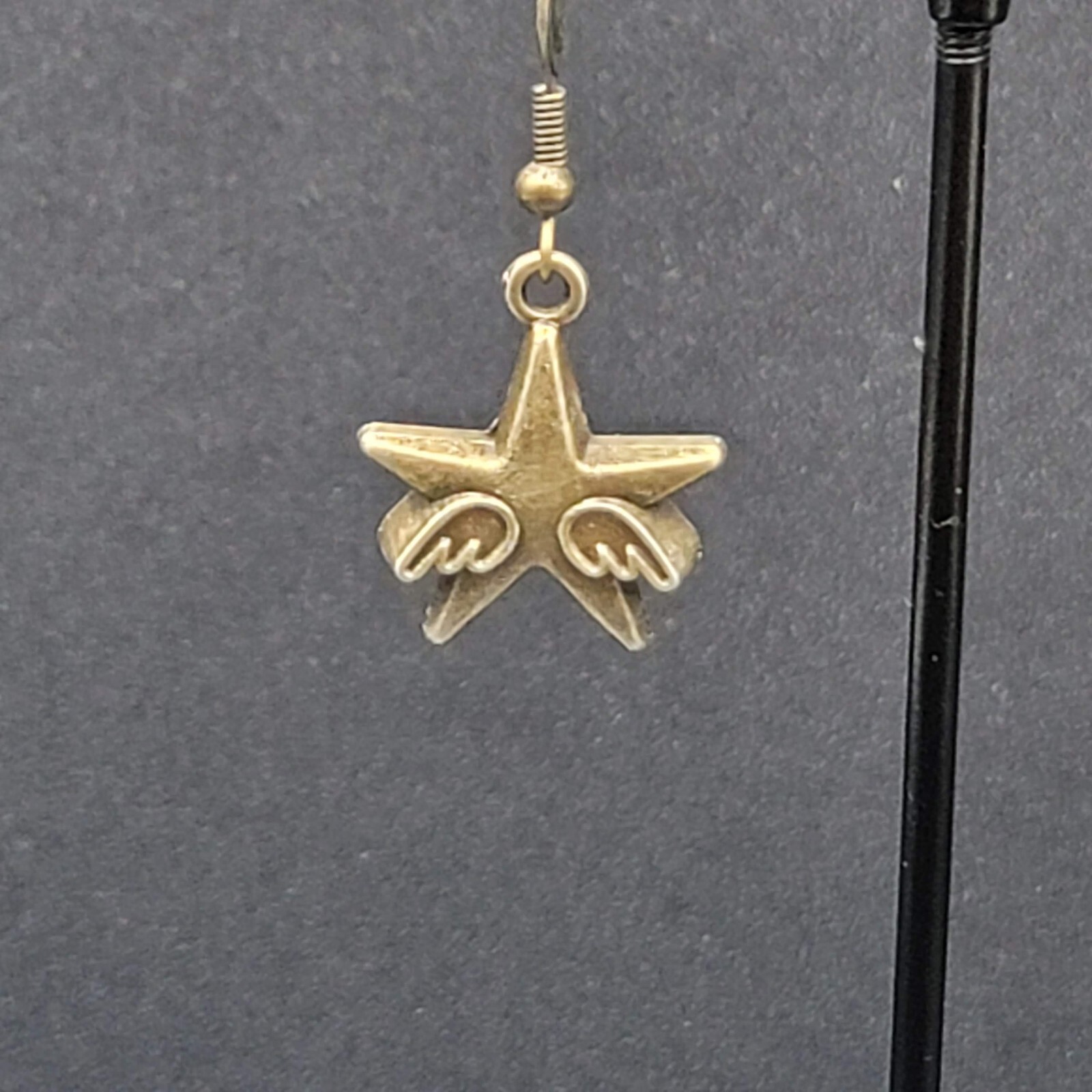 New WINGED STARS Pierced Earrings Bronze tone Dangle 7/8″