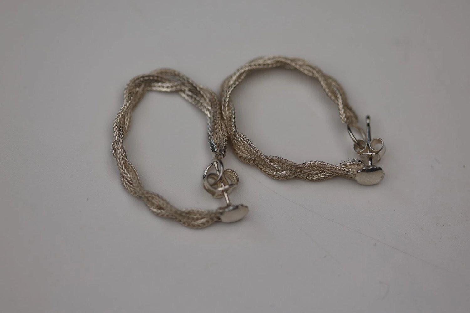 Earrings Medium Silver Sterling Braided Mesh Design Hoop Vintage Italy