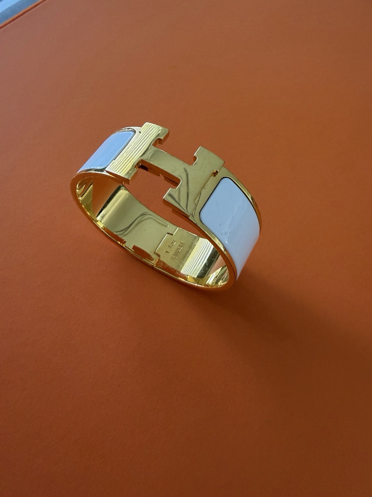 Hermès Clic Clac H Bracelet White Enamel Gold Plated
