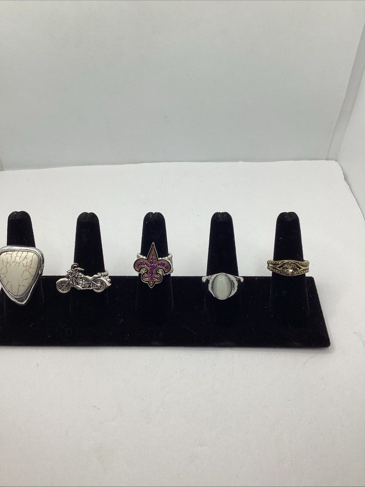 Lot Of 5 STRETCHY Costume Rings. See Pics For Sizes