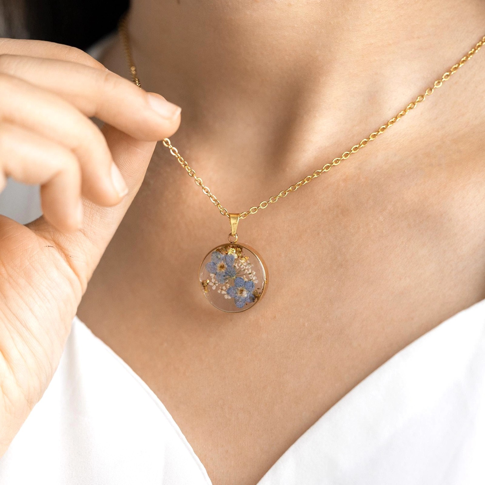**Forget Me Not Pressed Real Flower Resin Pendant Memorial Gift for Her**