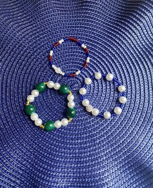 Handmade Stars & Stripes Glass Pearl Stretch Bracelet – Beaded Bracelet
