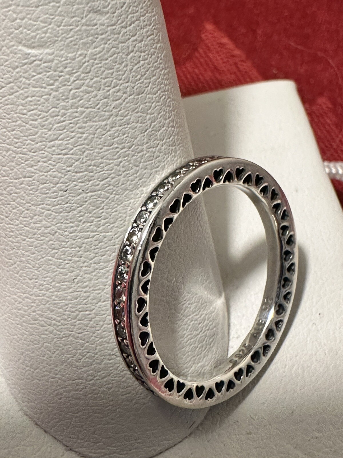 S925 ALE PANDORA ZIRCONIA RADIANT HEARTS RING IN POUCH SIZE 52