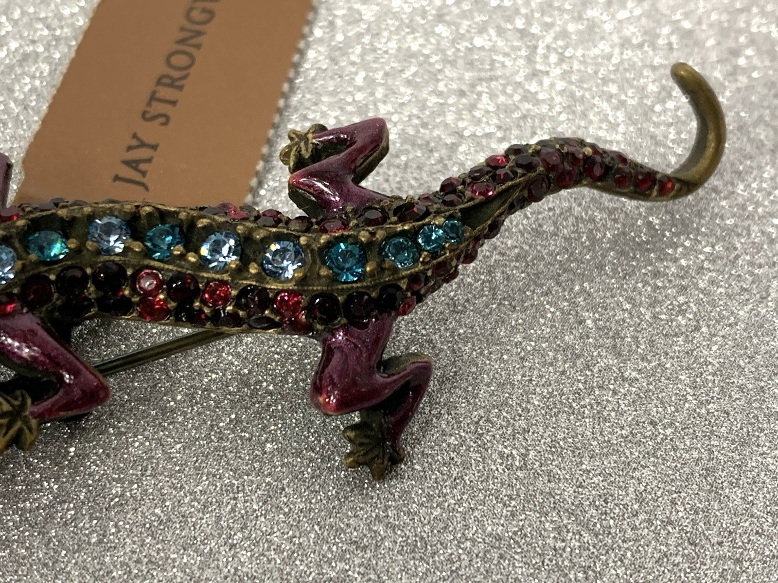 Jay Strongwater Lizard Salamander Blue & Red Crystal Stone Brooch Pin Box & Tag