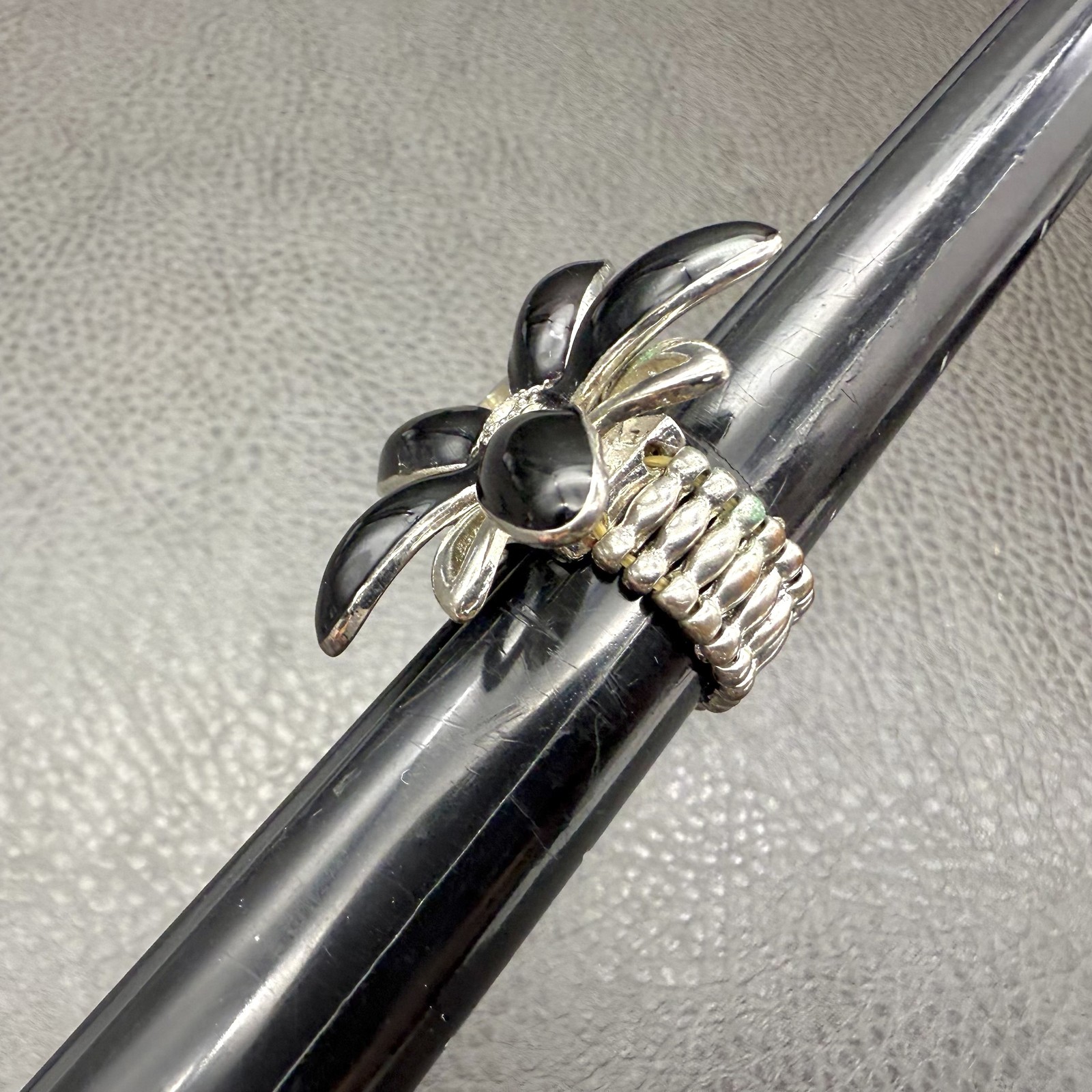Bold Statement Flower Ring Silver Black Stretch Band Cocktail Fashion Jewelry