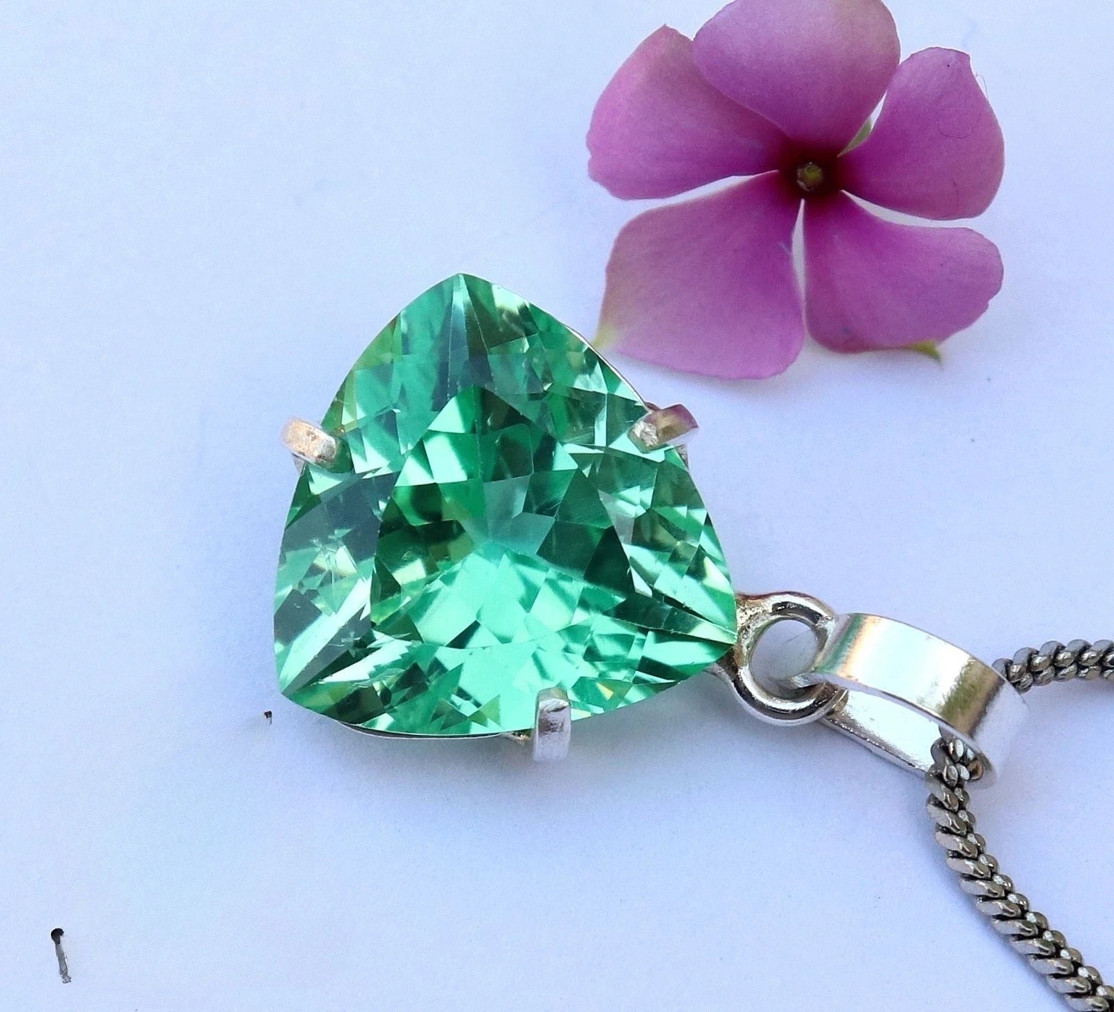26.30 Ct Natural Green Sapphire Pendant 925 Sterling Silver Certified Gemstone