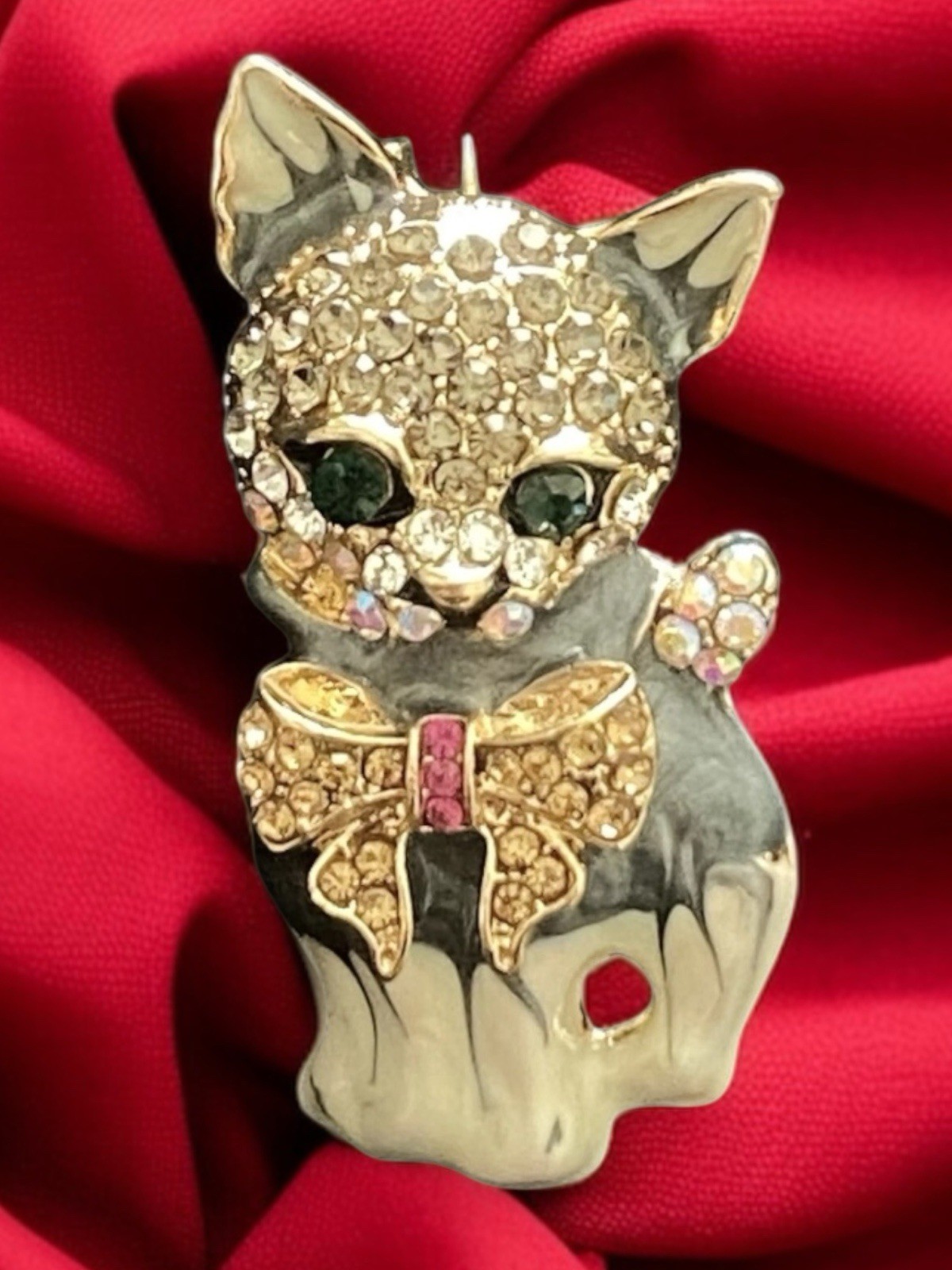 Cat Brooch Women Clothing Accessories Rhinestones Jewelry Used Metal Colorful