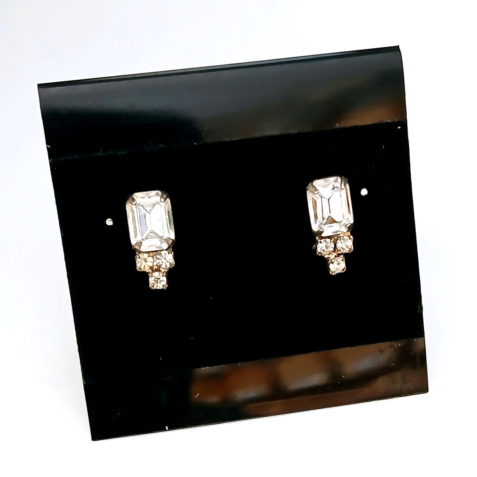 Beautiful Formal or Casual Crystal Stud Pierced Earrings … Se436