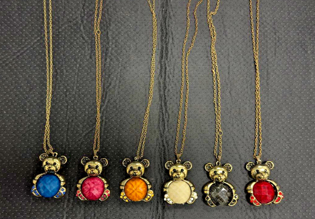 Lot of 6 PCS Women’s Girl Teddy Bear Pendant Necklace Yellow Gold Mixed Colors