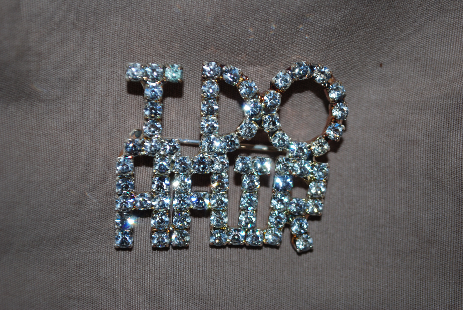 I Do Hair Crystal Pin Silver Barber Hair Stylist Barber Salon Free Shipping CY9