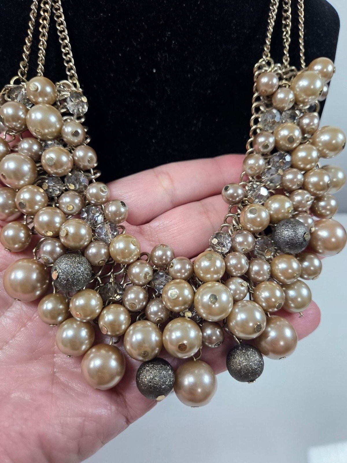 LOFT Chunky Faux Pearl & Chain Cluster Statement Bib Necklace Gold Tone