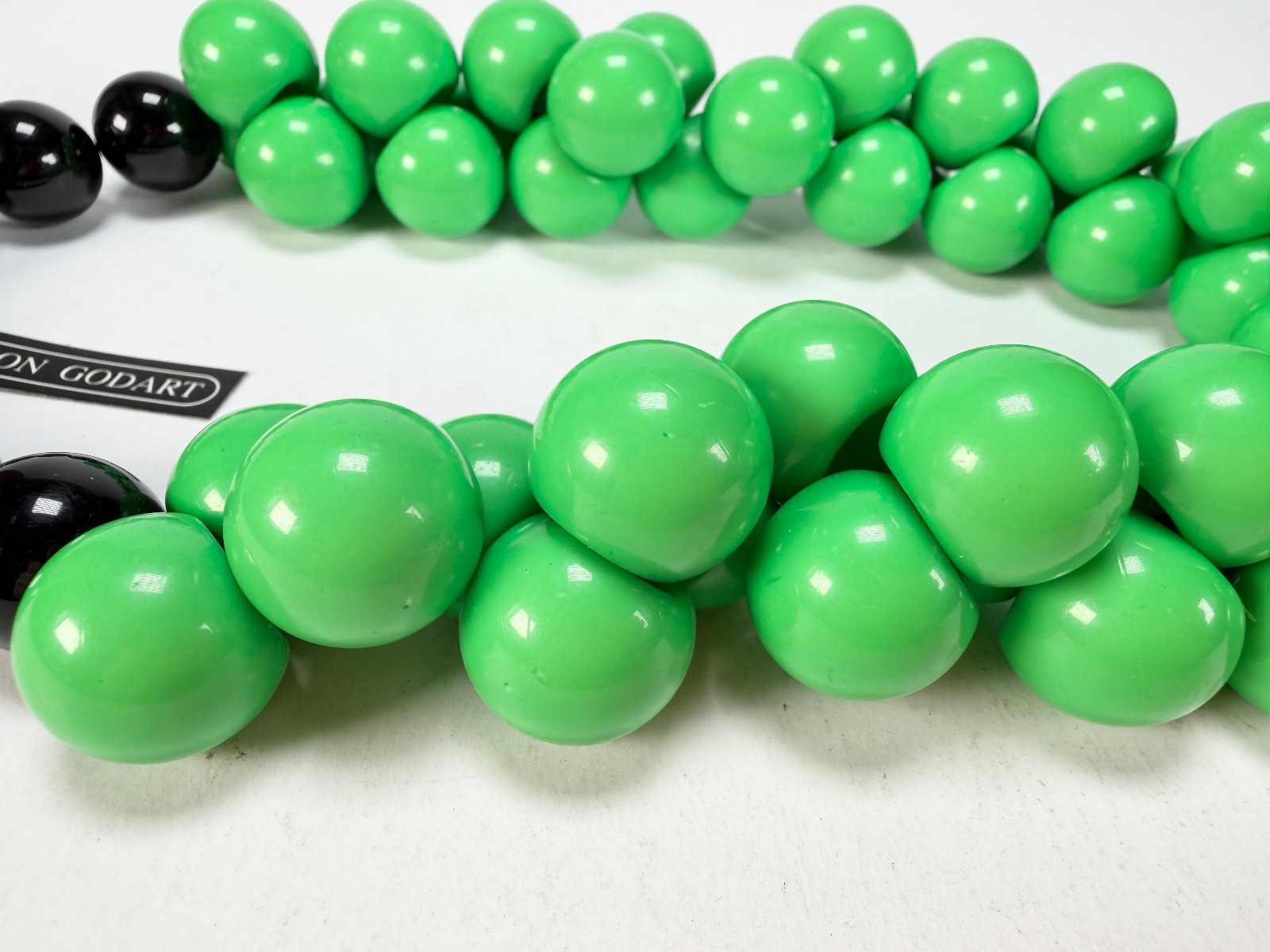 Marion Godart – Grapes “Poignée” Bright Green Large Cluster Resin Necklace