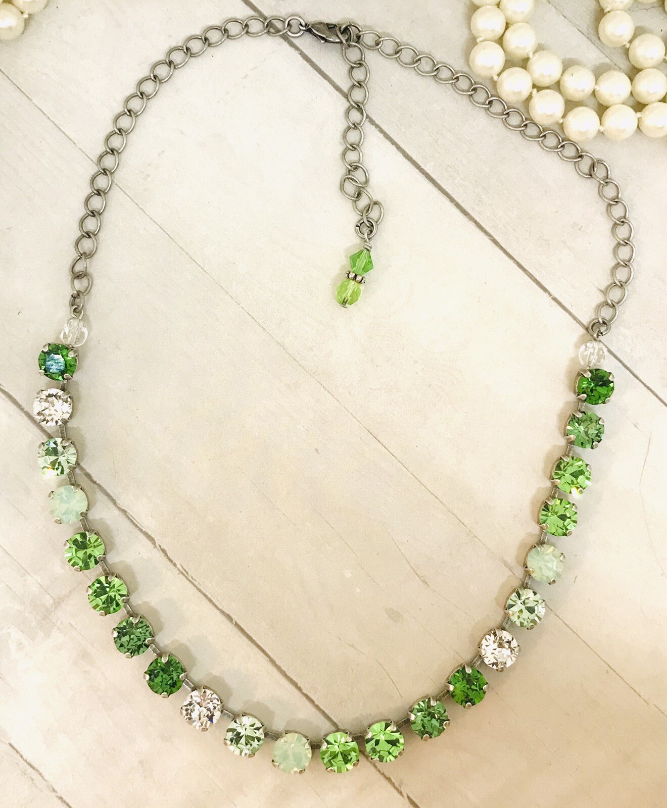 Mint GREEN Cup Chain Necklace with Crystal Elements GREEN CRYSTAL NECKLACE