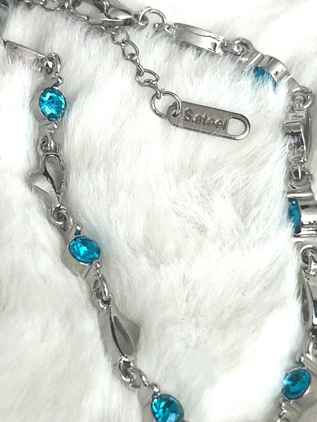 BEAUTIFUL SILVER AND BLUE HEART BRACELET 7″-8″ GREAT GIFT IDEA! (style#1)