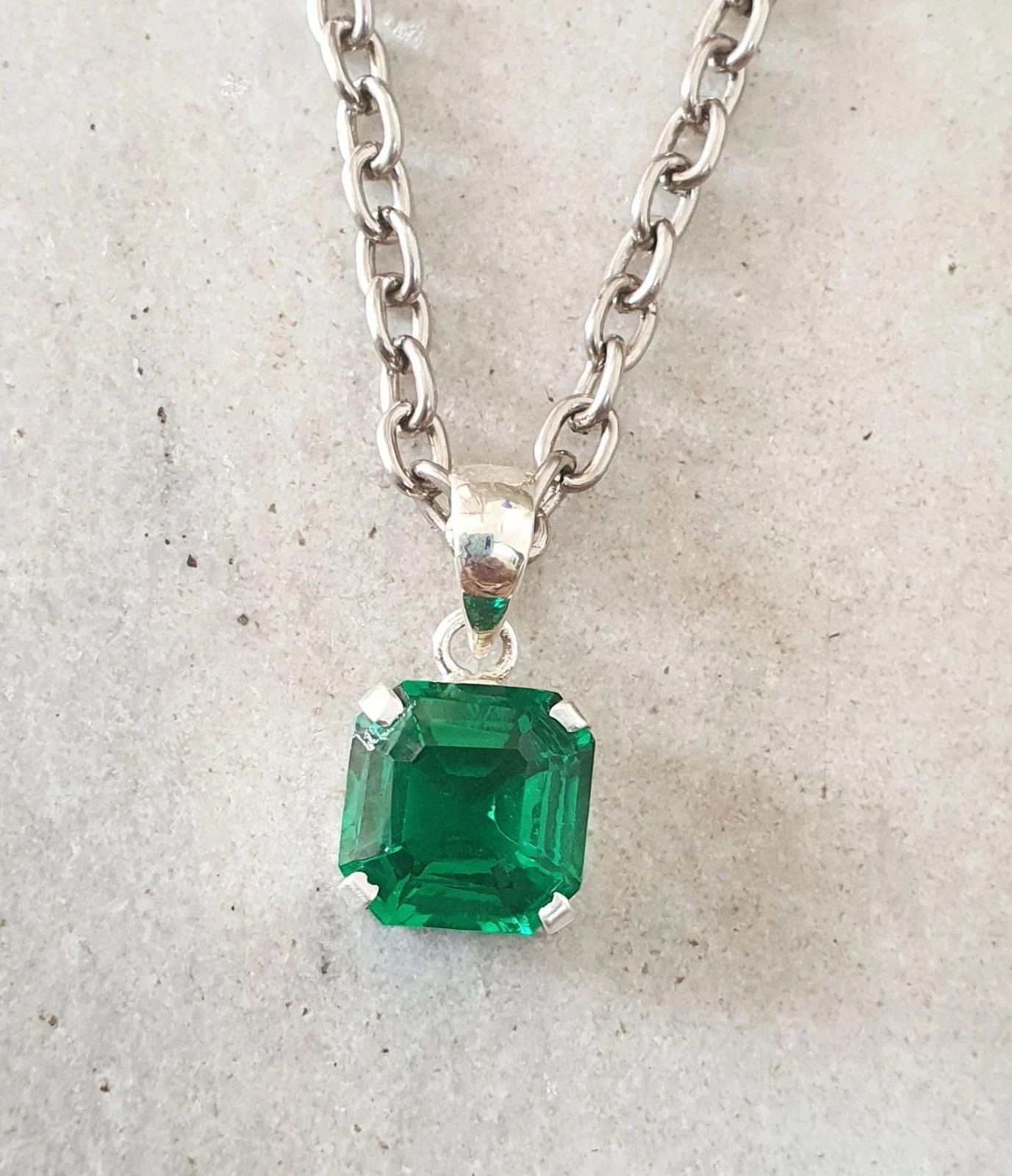 20.20 Ct Natural Emerald 925 Silver Square Pendant Gorgeous Gemstone with chain