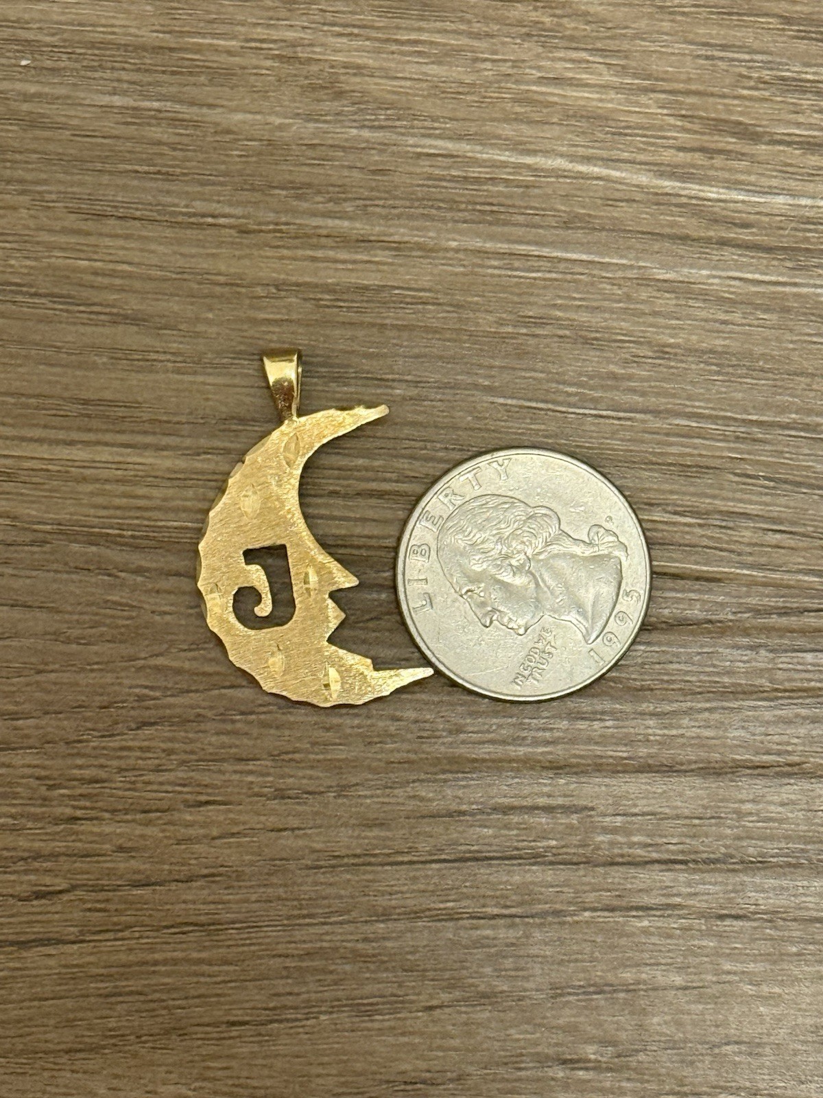 14K Yellow Gold Crescent Moon J Initial Pendant Textured 3.1g