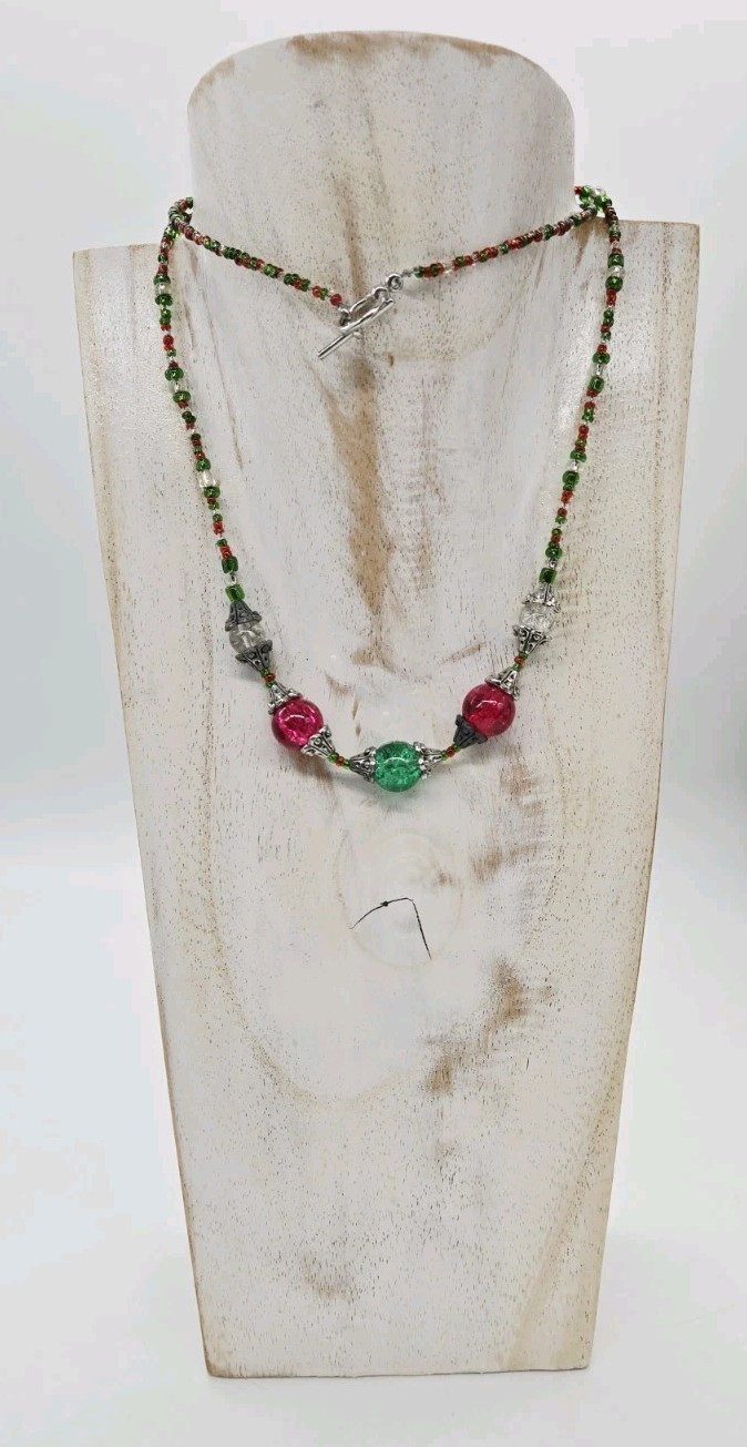 Christmas Necklace Glass Beaded Red Green Silver tone Handmade Artisan 27 in