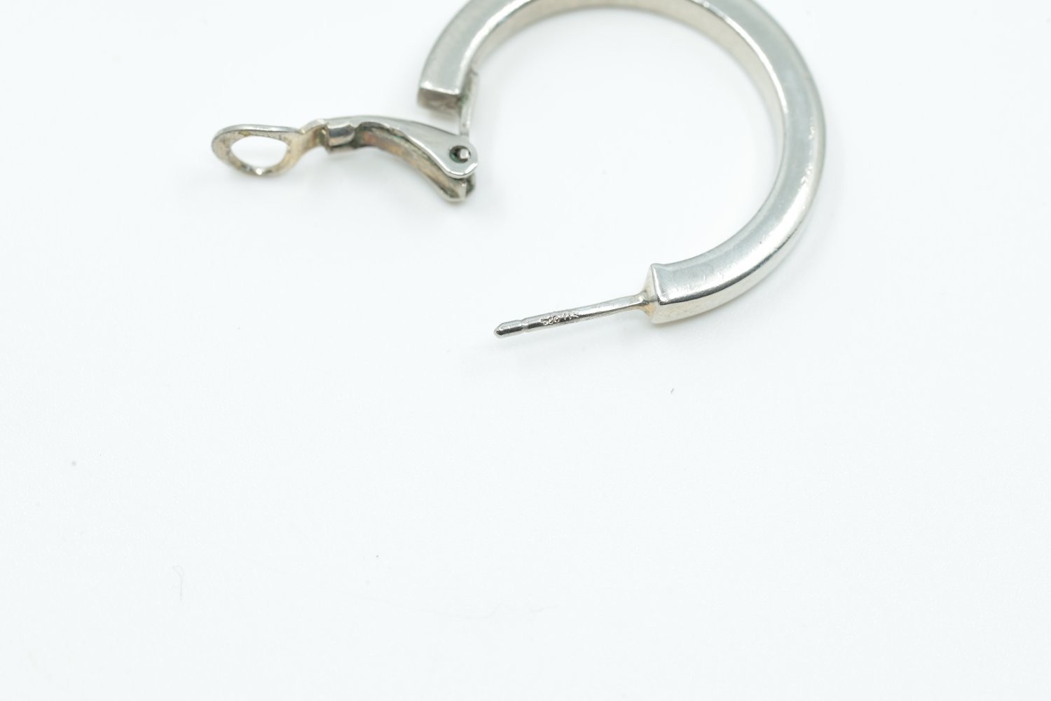 Earrings Medium Silver Sterling Hinged Snap Closure Small Hoop Vintage