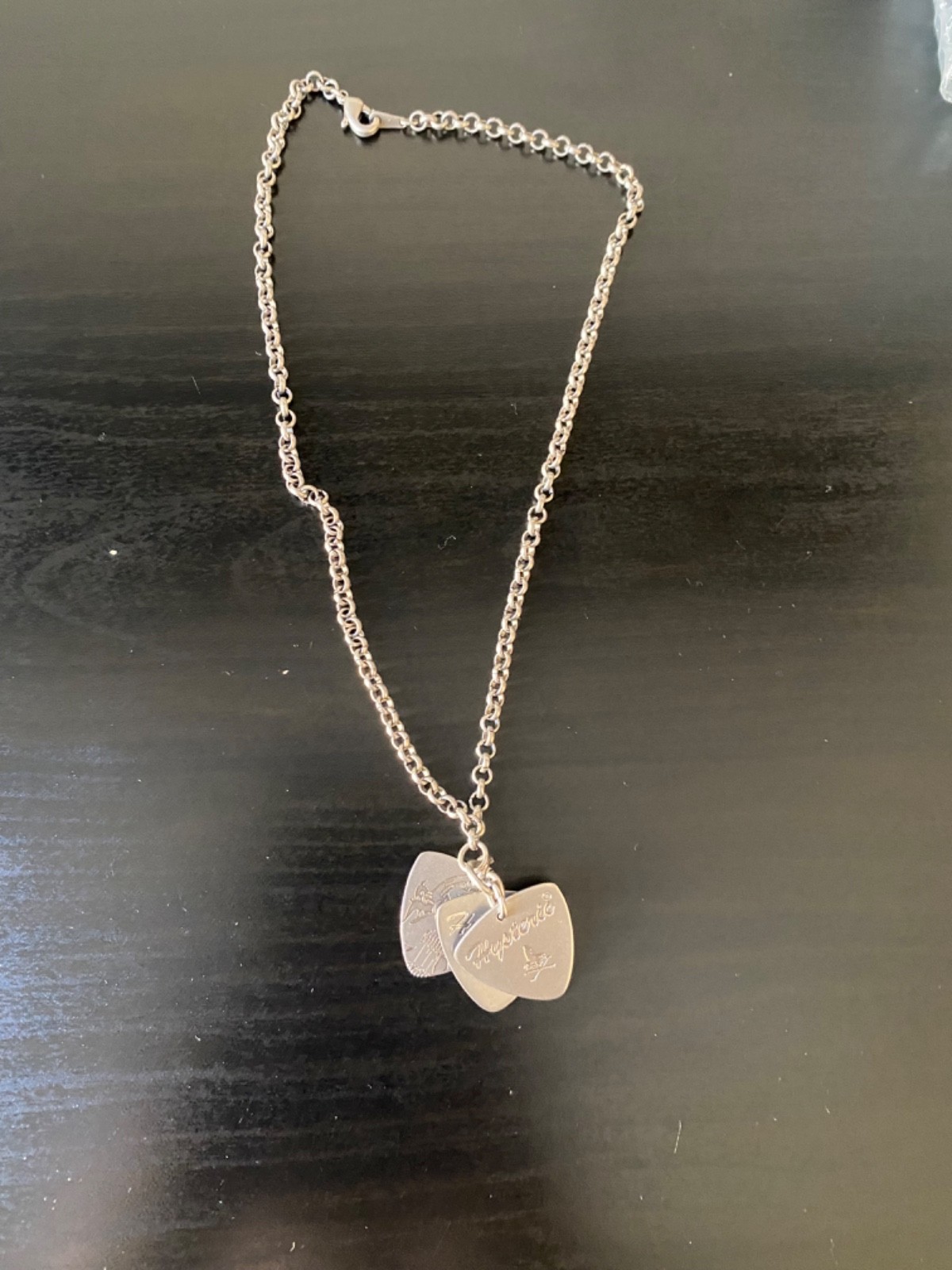 hysteric glamour guitar pick necklace old version