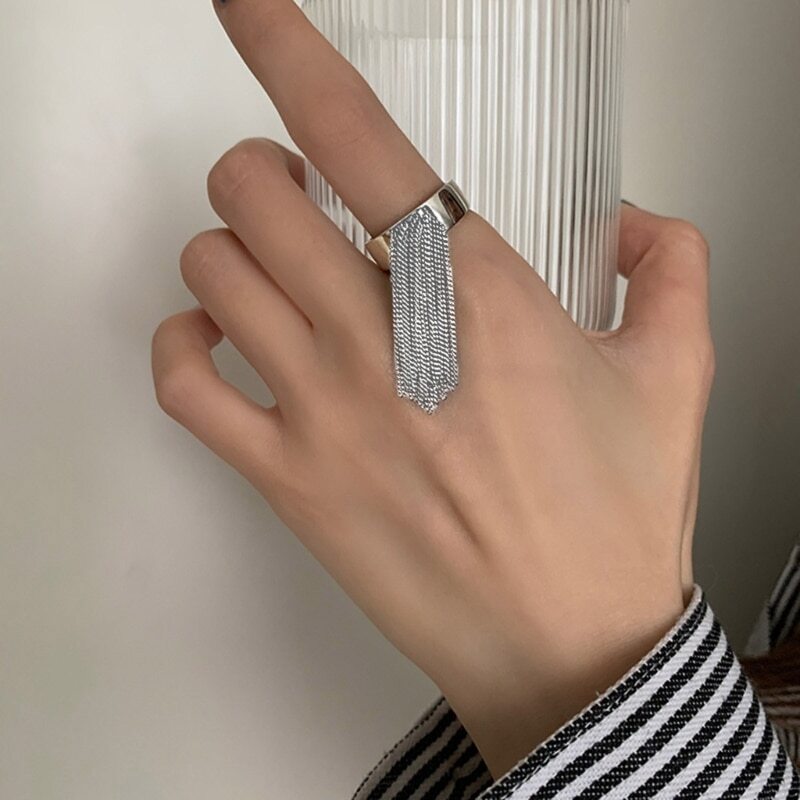 Hip Hop Punk Tassel Rings for Women Elegant Charm Vintage Unique Ring Tassel Gif