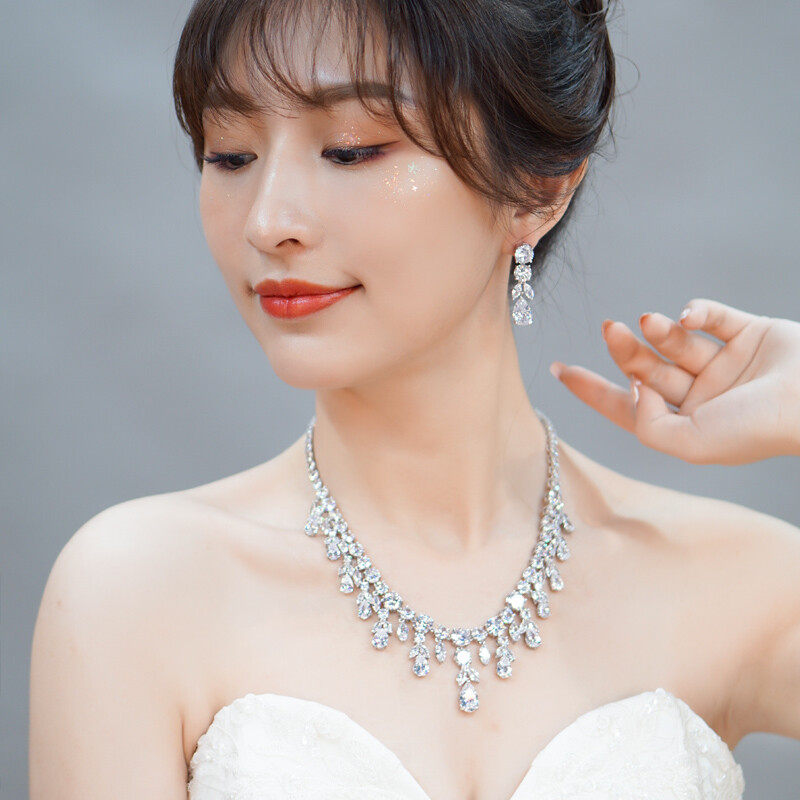 CWWZircons CZ Big Dangle Drop Bridal Wedding White Necklace Earrings Jewelry Set