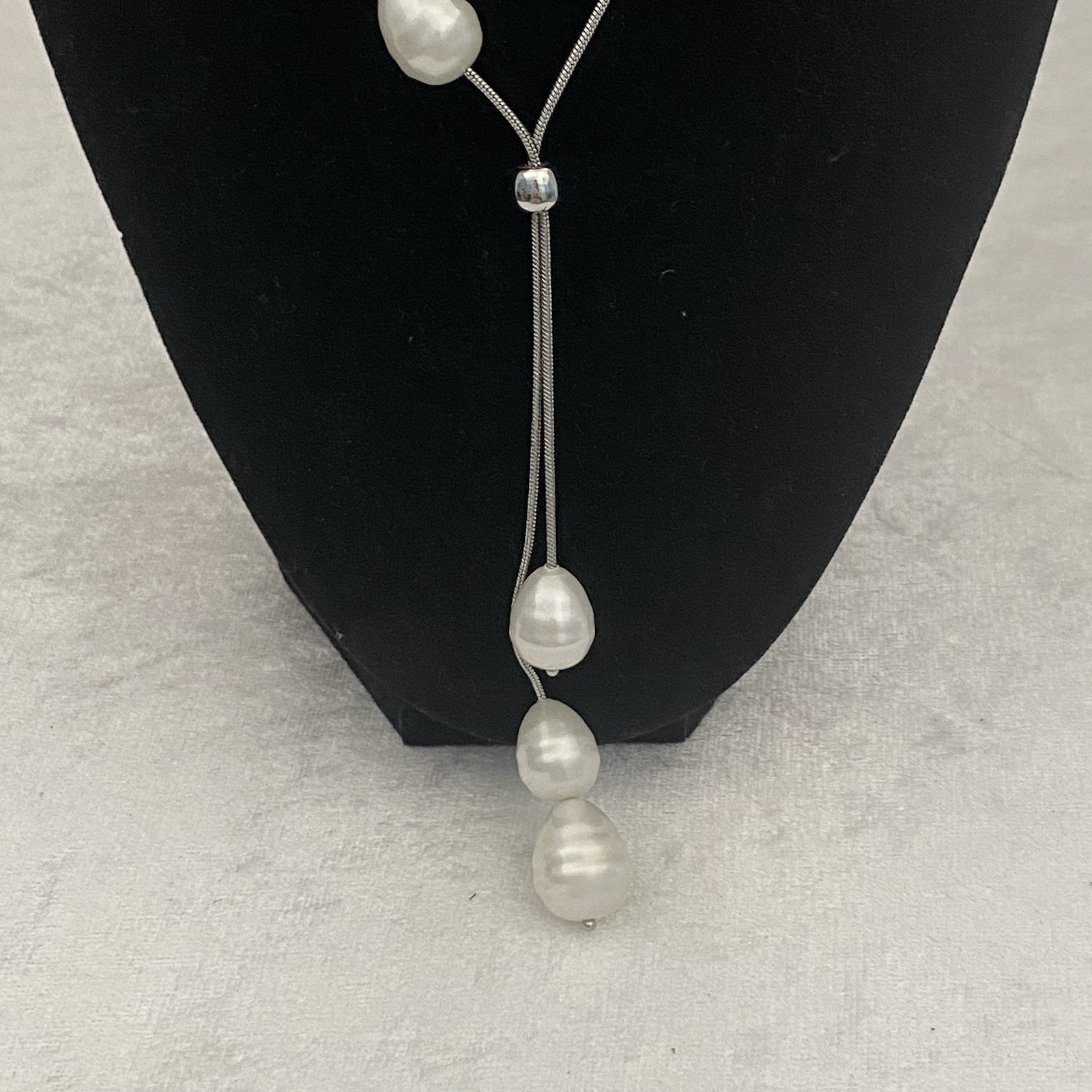 Chico’s Necklace Zipper Pull Silver Tone White Faux Water Pearls Snake Chain