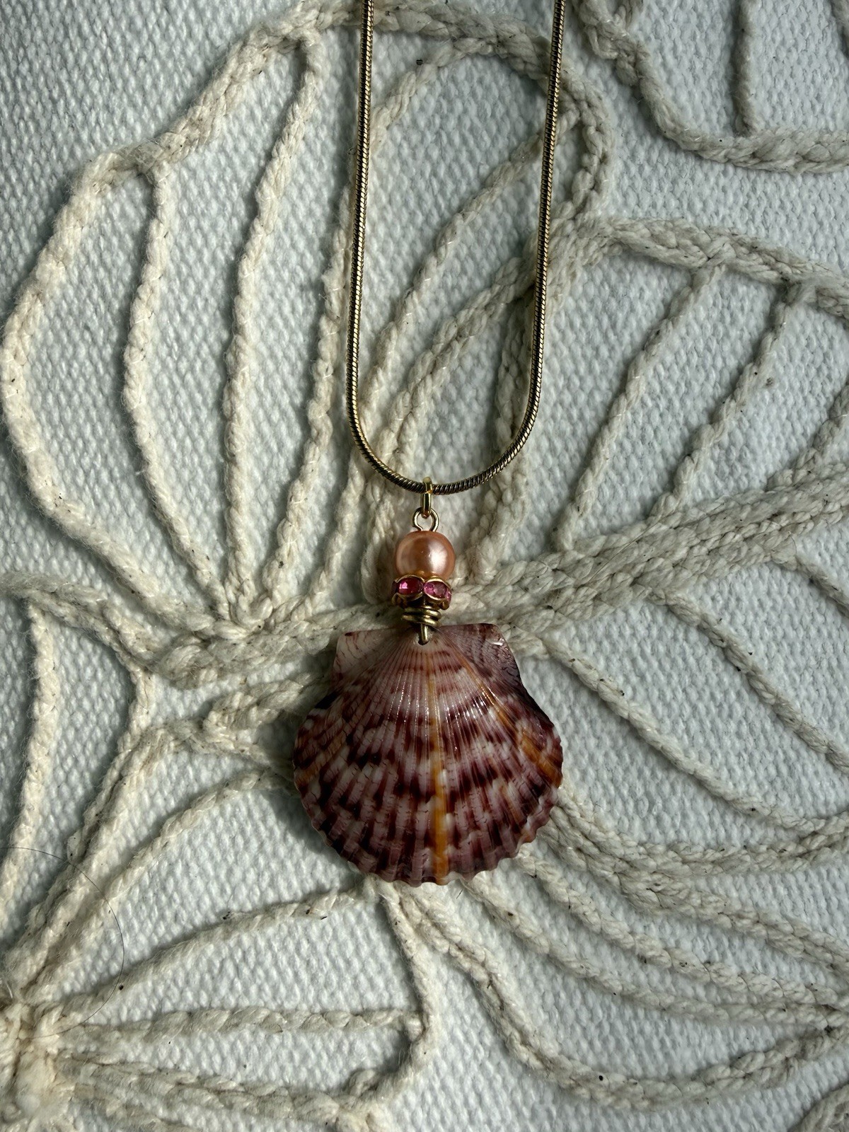 Ocean Treasures Scallop Shell Pendant Necklace Pearl Accent Gold Snake Chain
