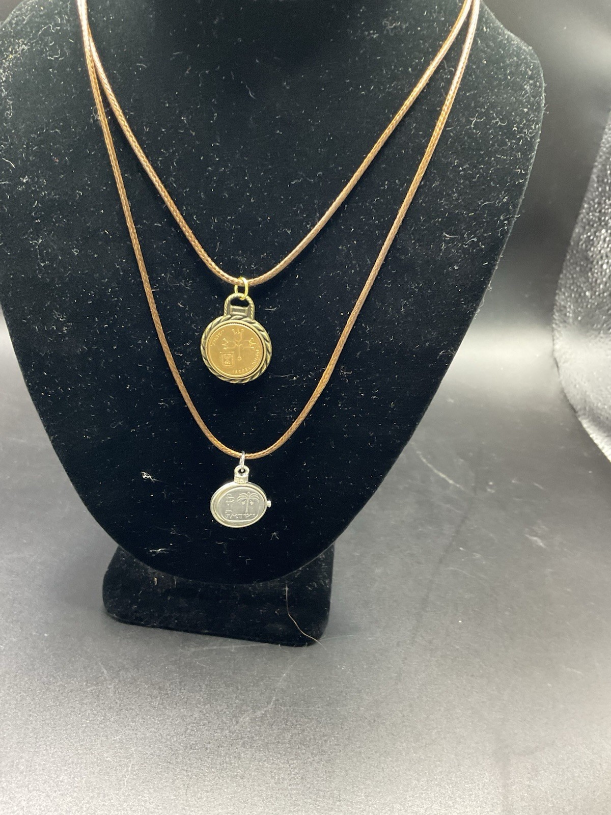 Gold/silver Tone Coin Pendant Necklace 20” w/ Earrings Jewelry Set 1