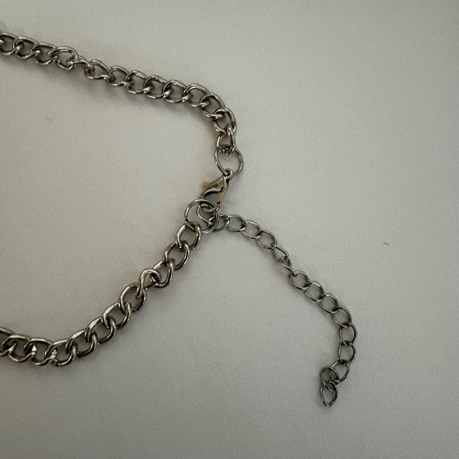Floral Statement Necklace Silver Tone Adjustable Chain 19 in – 22 in