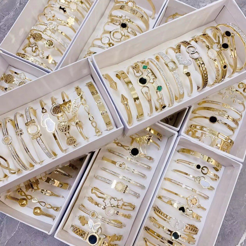 3 pcs Mixed Gold Tone Bangle & Cuff Bracelet Lot, Clear Crystal Accents, Metal